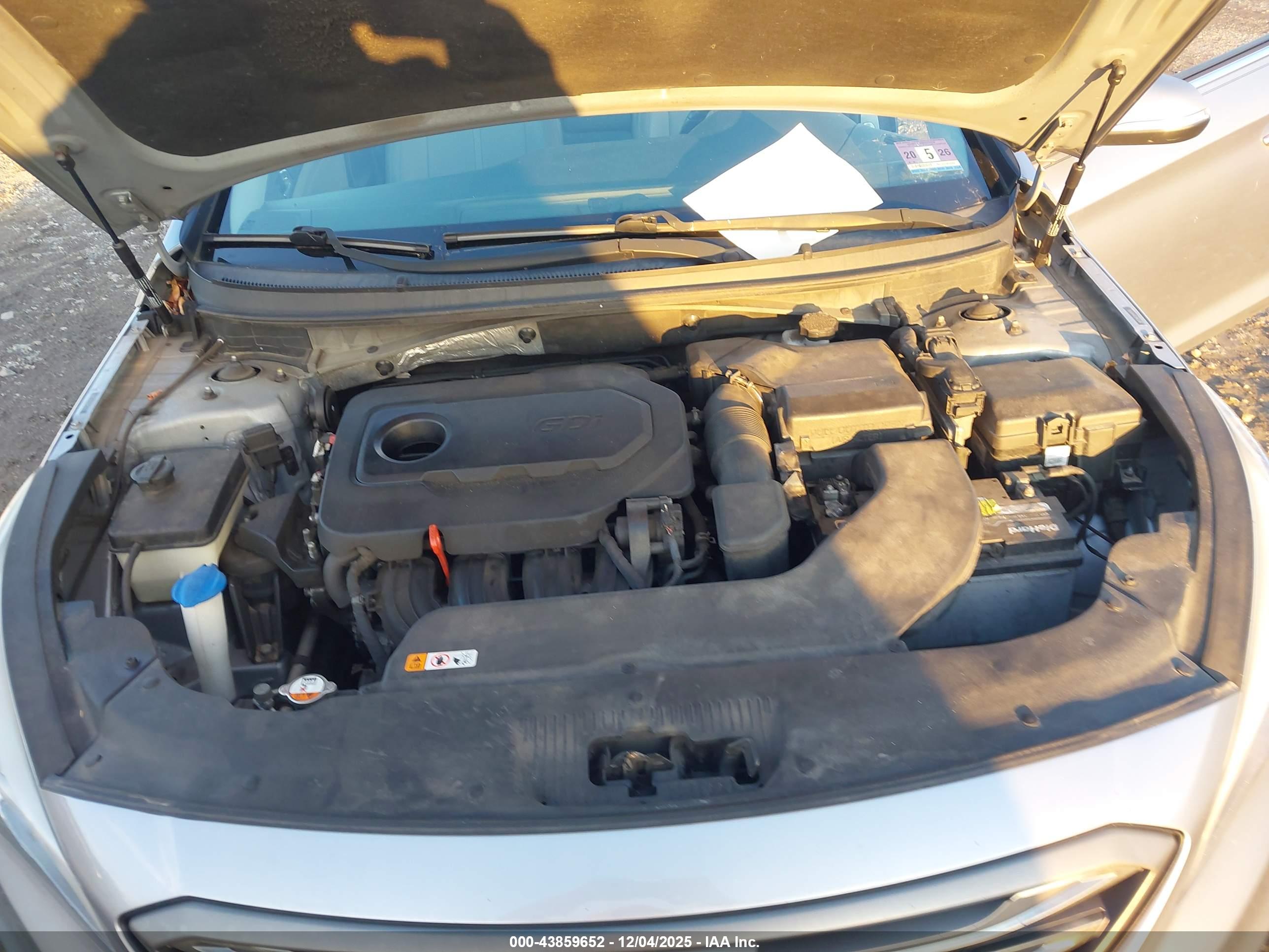 HYUNDAI SONATA image 10