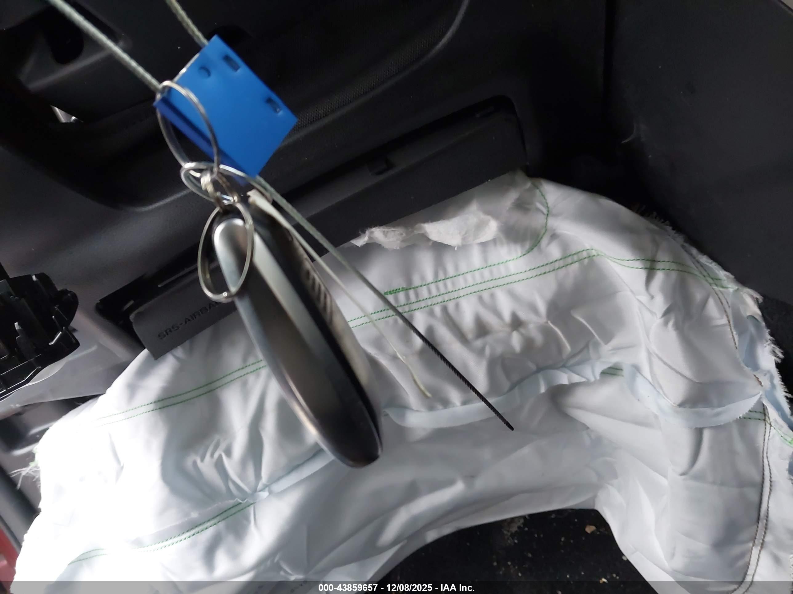 SUBARU FORESTER image 11
