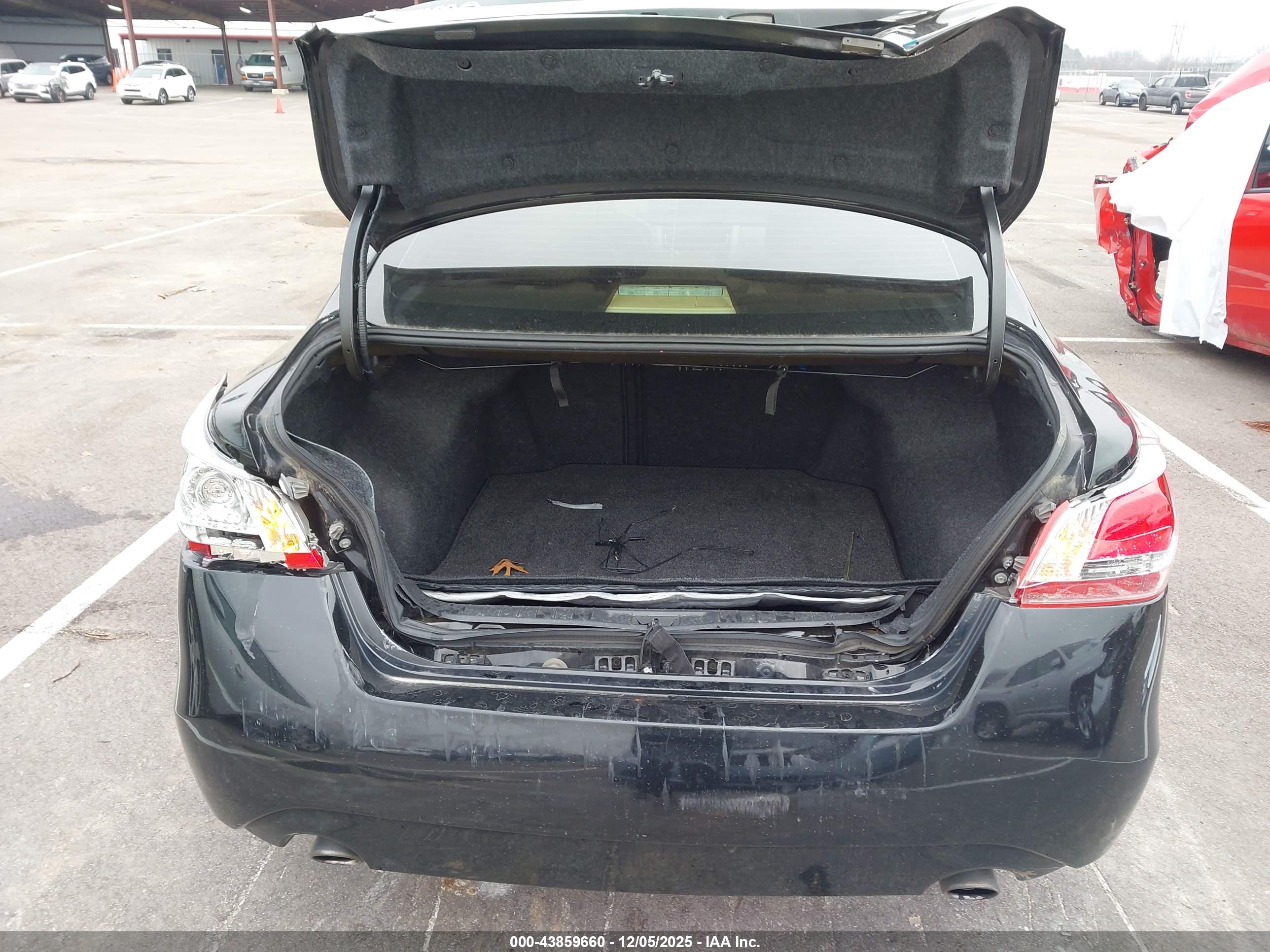 NISSAN ALTIMA image 6