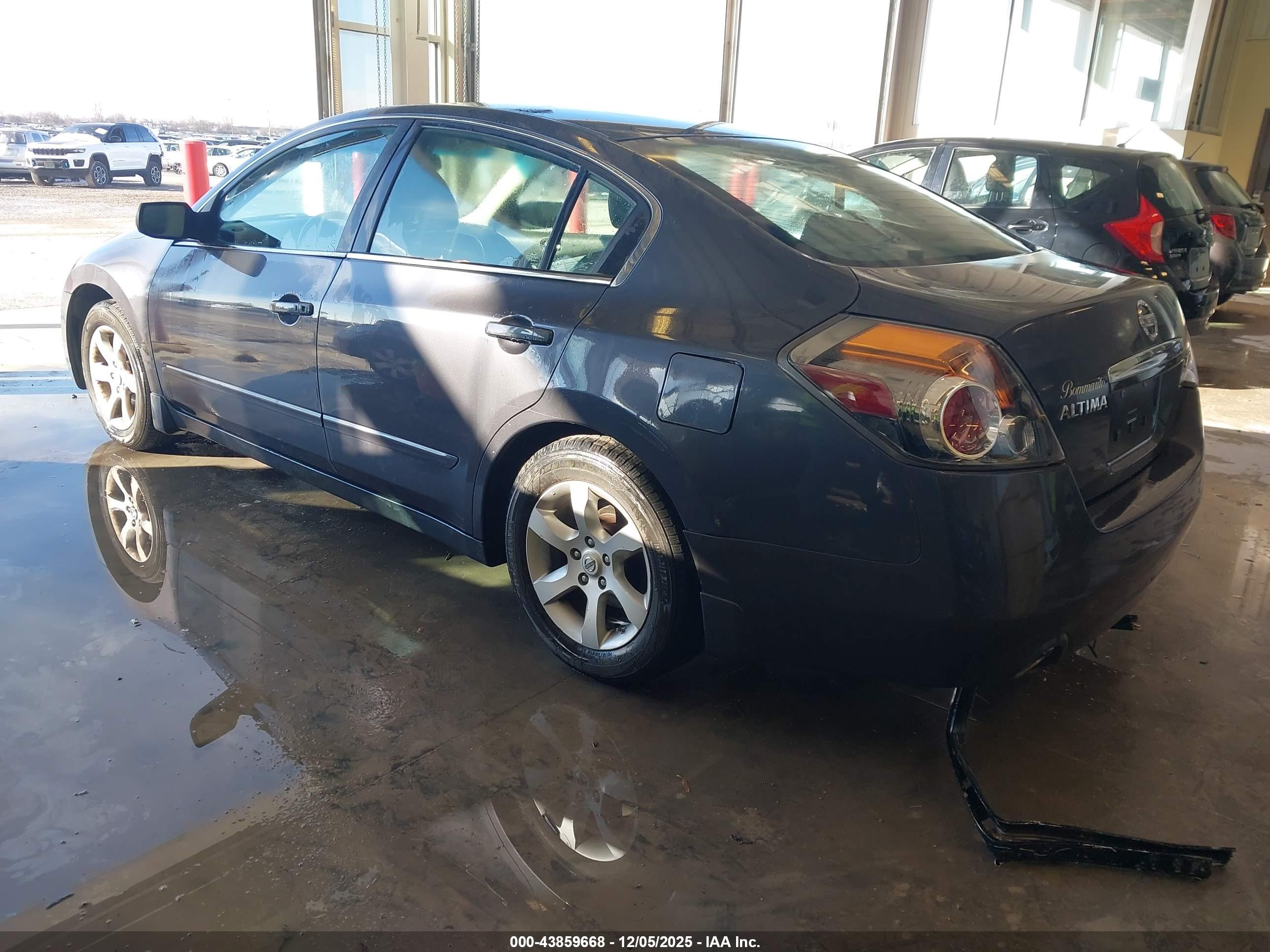 NISSAN ALTIMA image 3