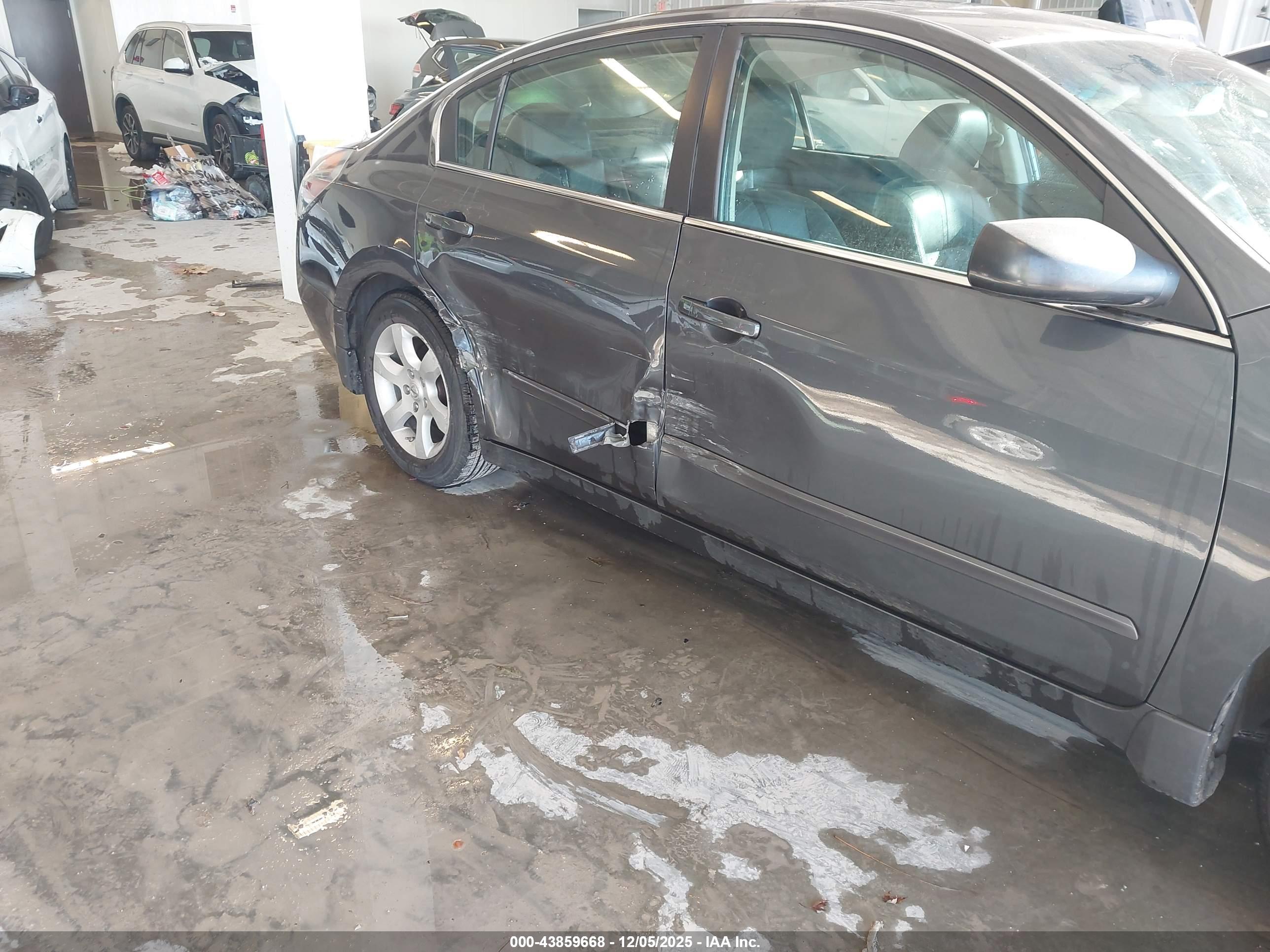 NISSAN ALTIMA image 6