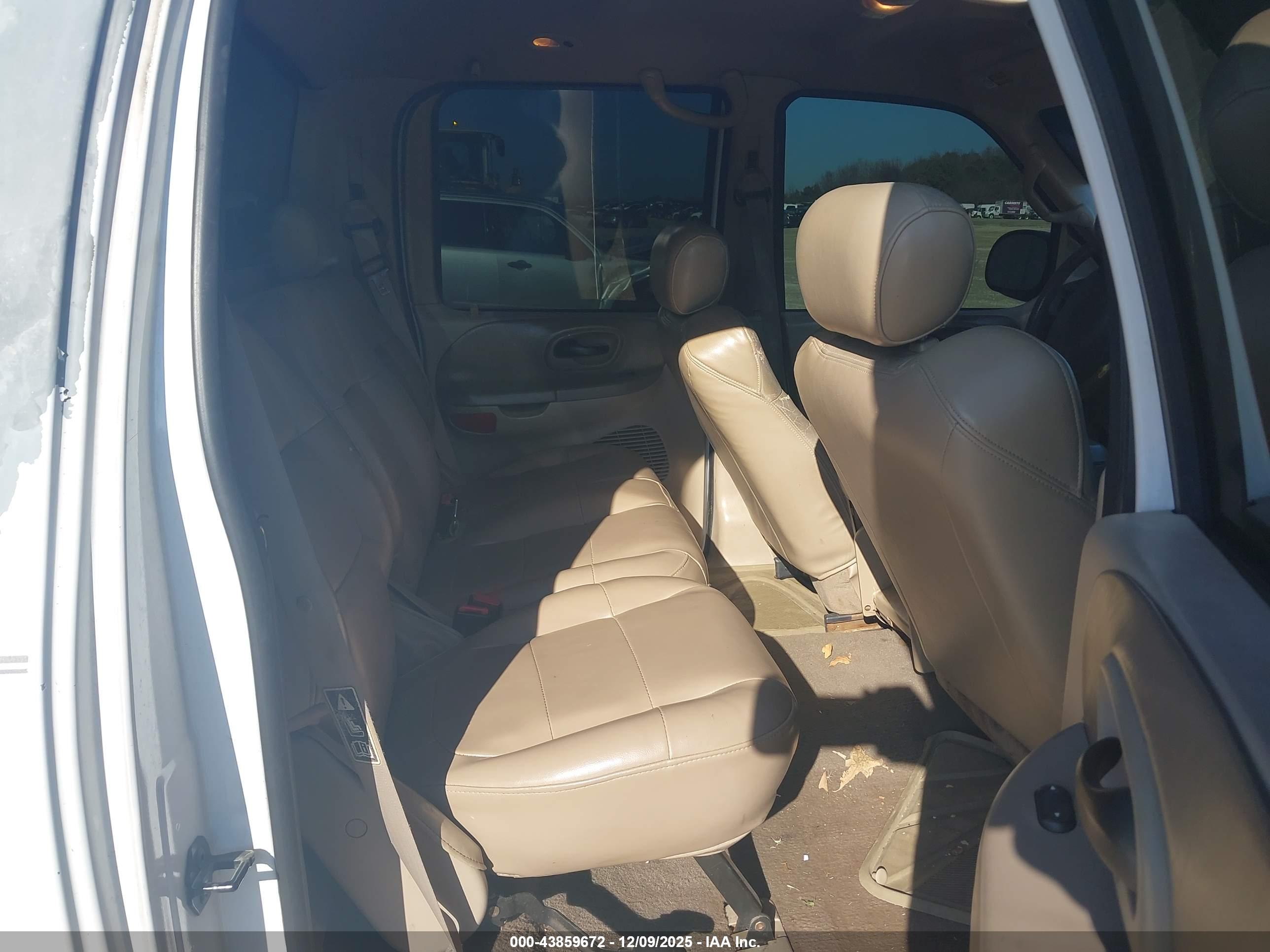 FORD F-150 image 8