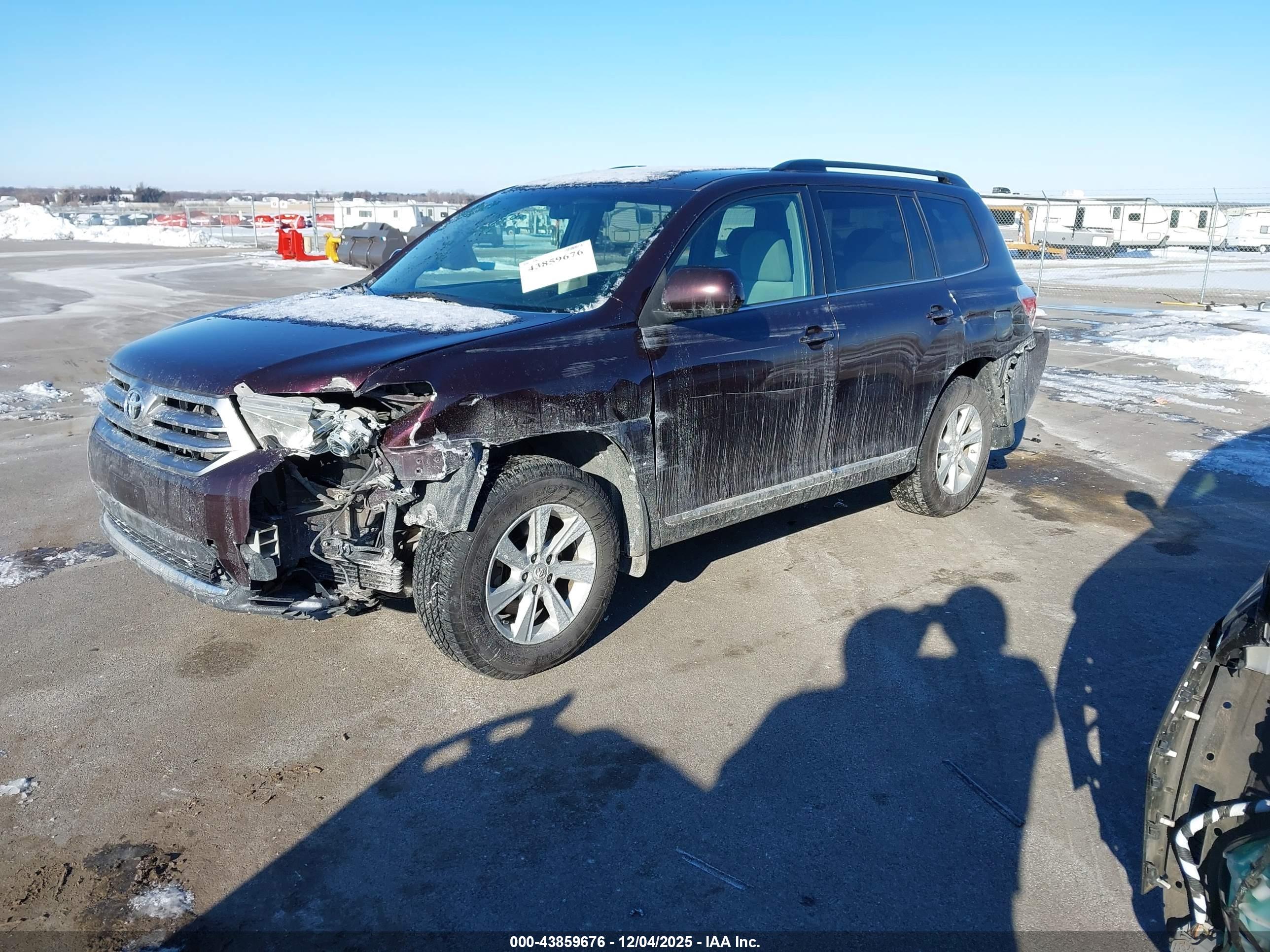 TOYOTA HIGHLANDER image 2