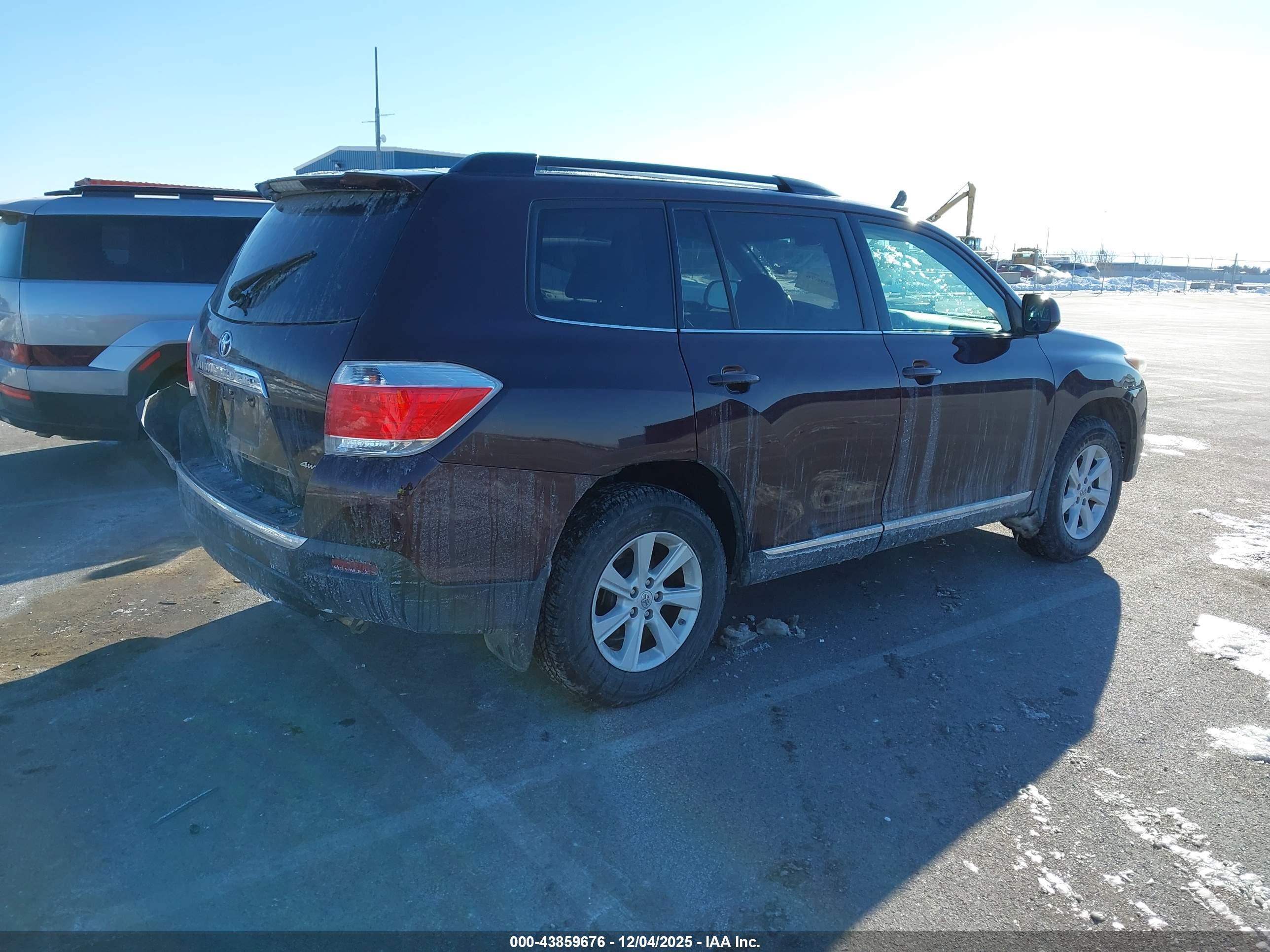 TOYOTA HIGHLANDER image 4