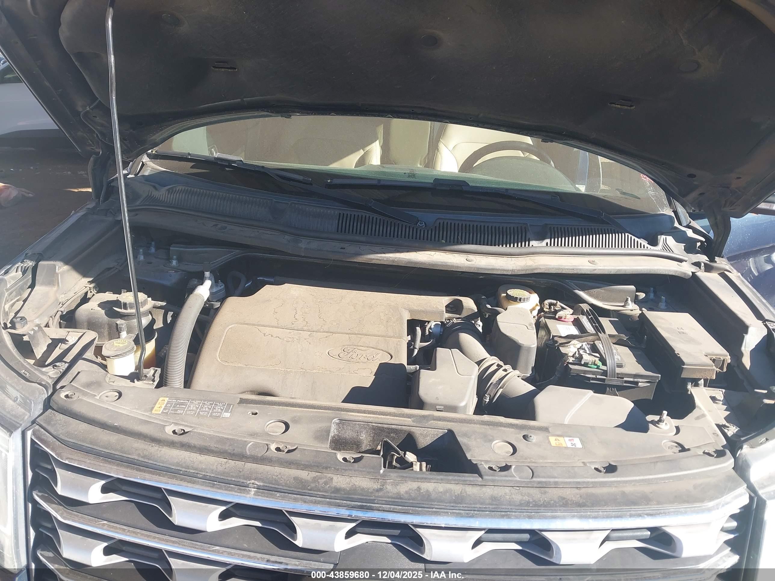 FORD EXPLORER image 10