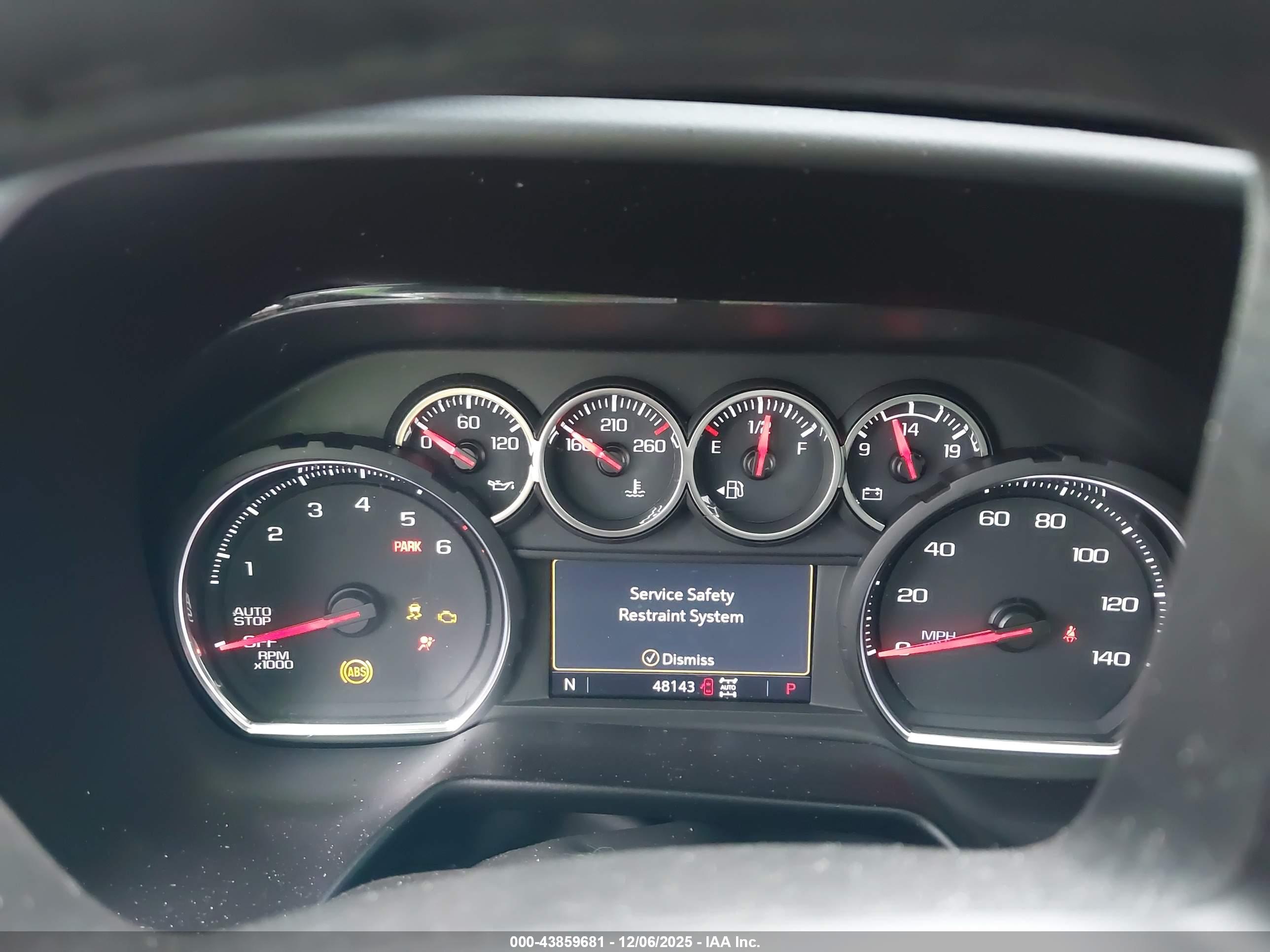 CHEVROLET TAHOE image 7