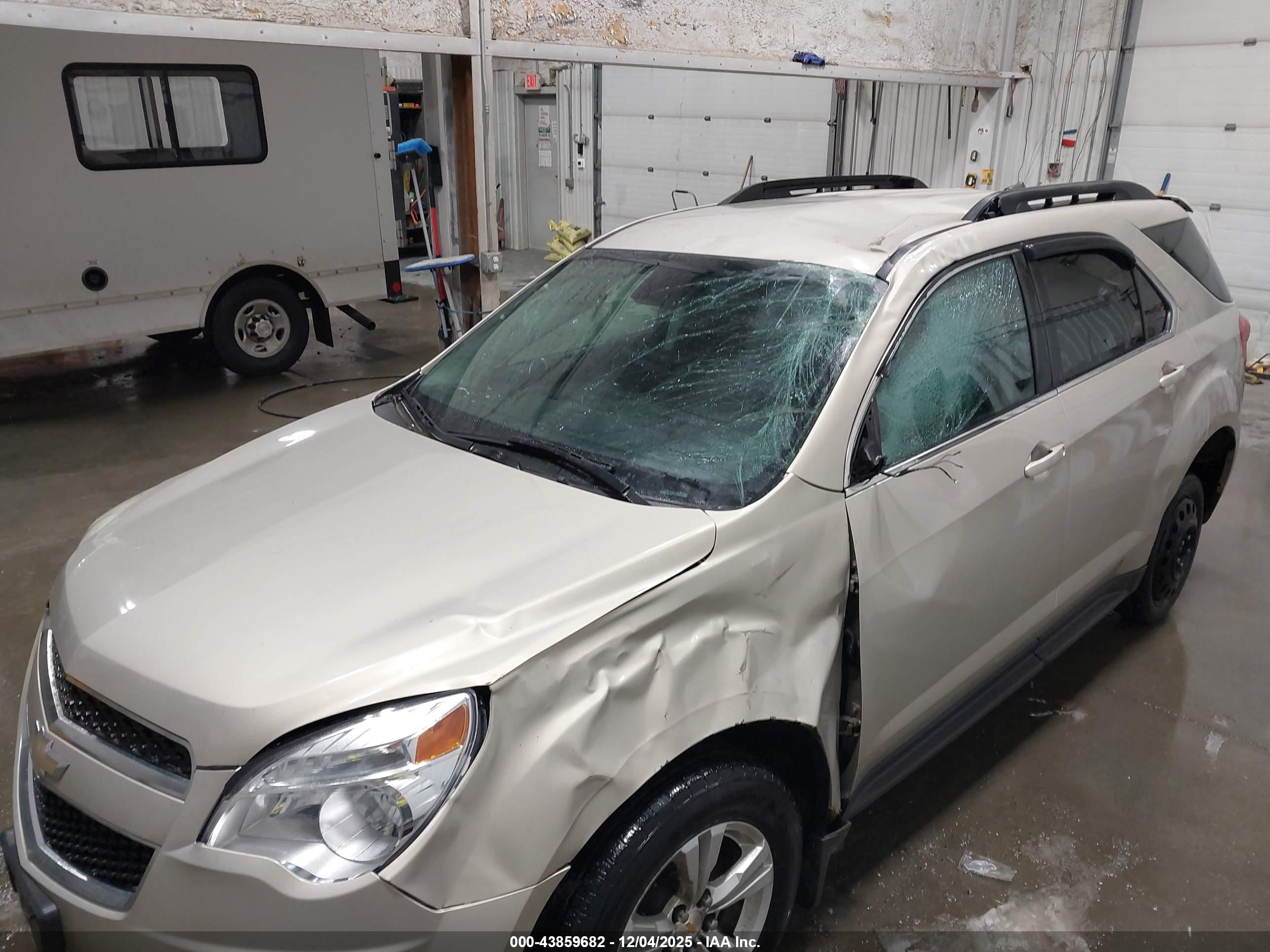 CHEVROLET EQUINOX image 6