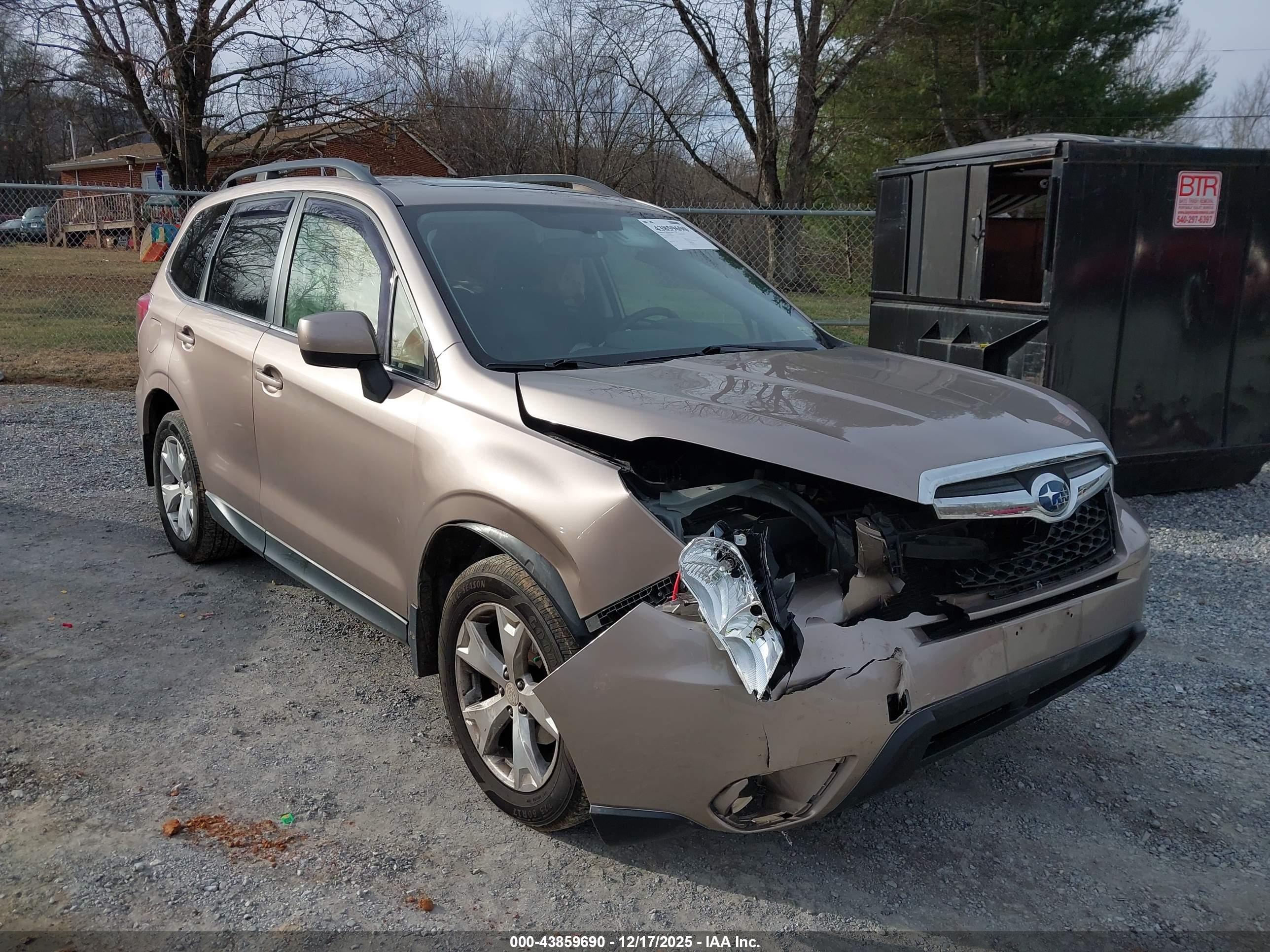 SUBARU FORESTER image 6