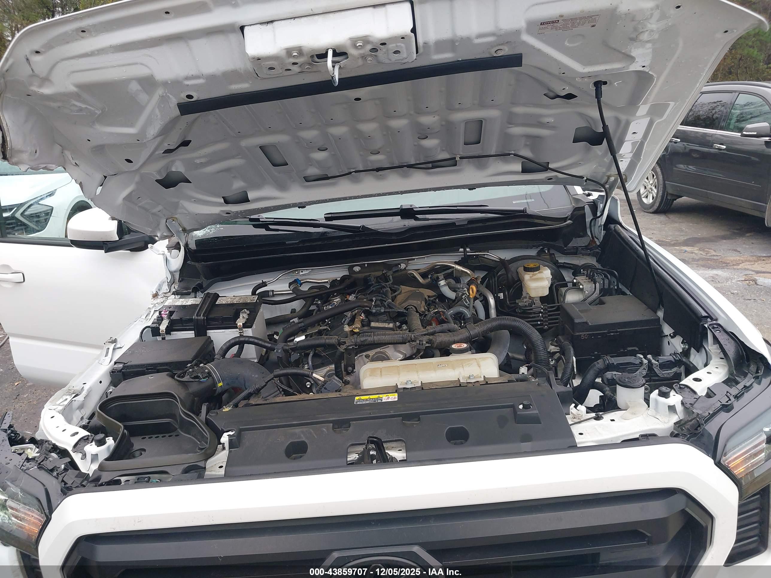TOYOTA TACOMA image 10