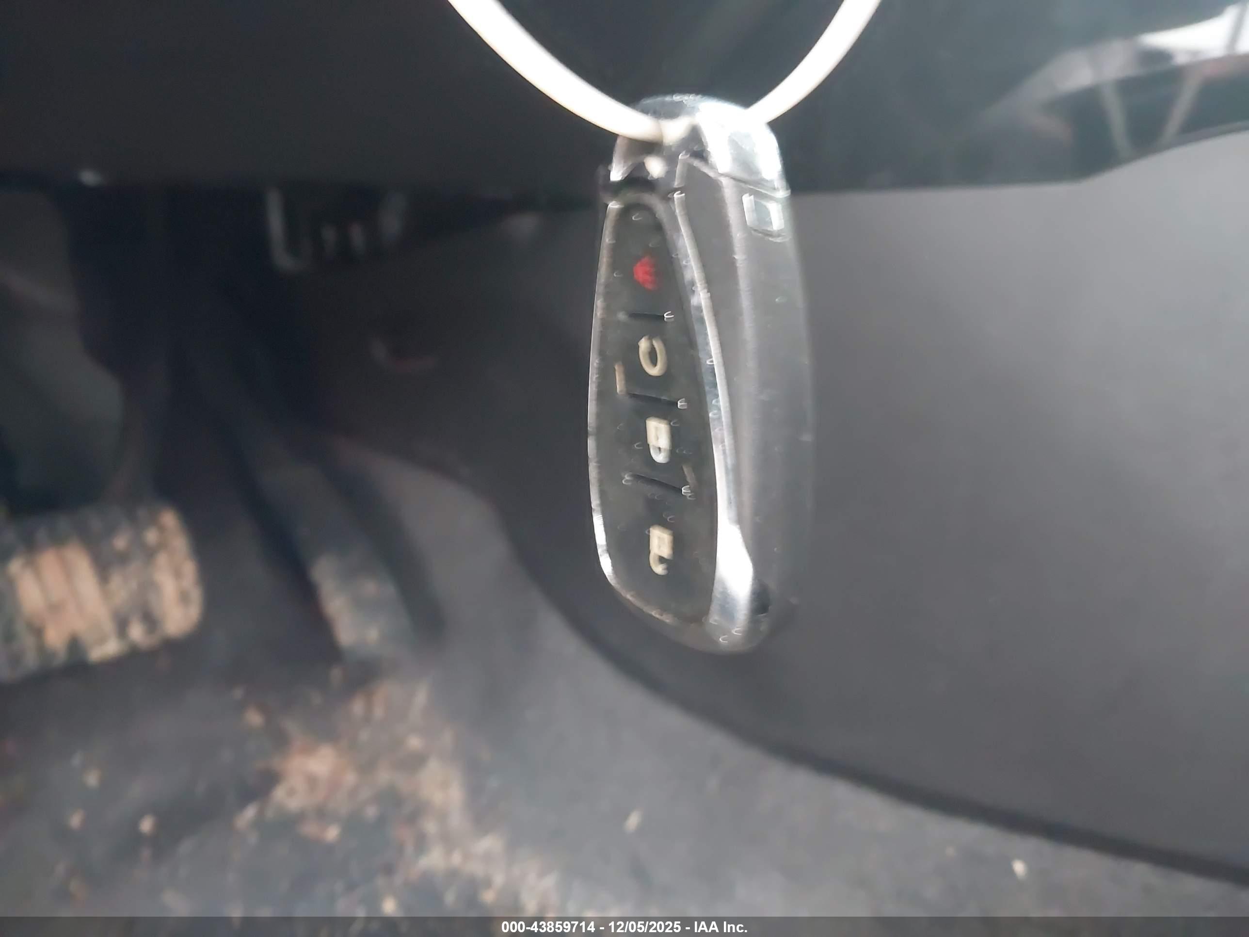 CHEVROLET TRAX image 11