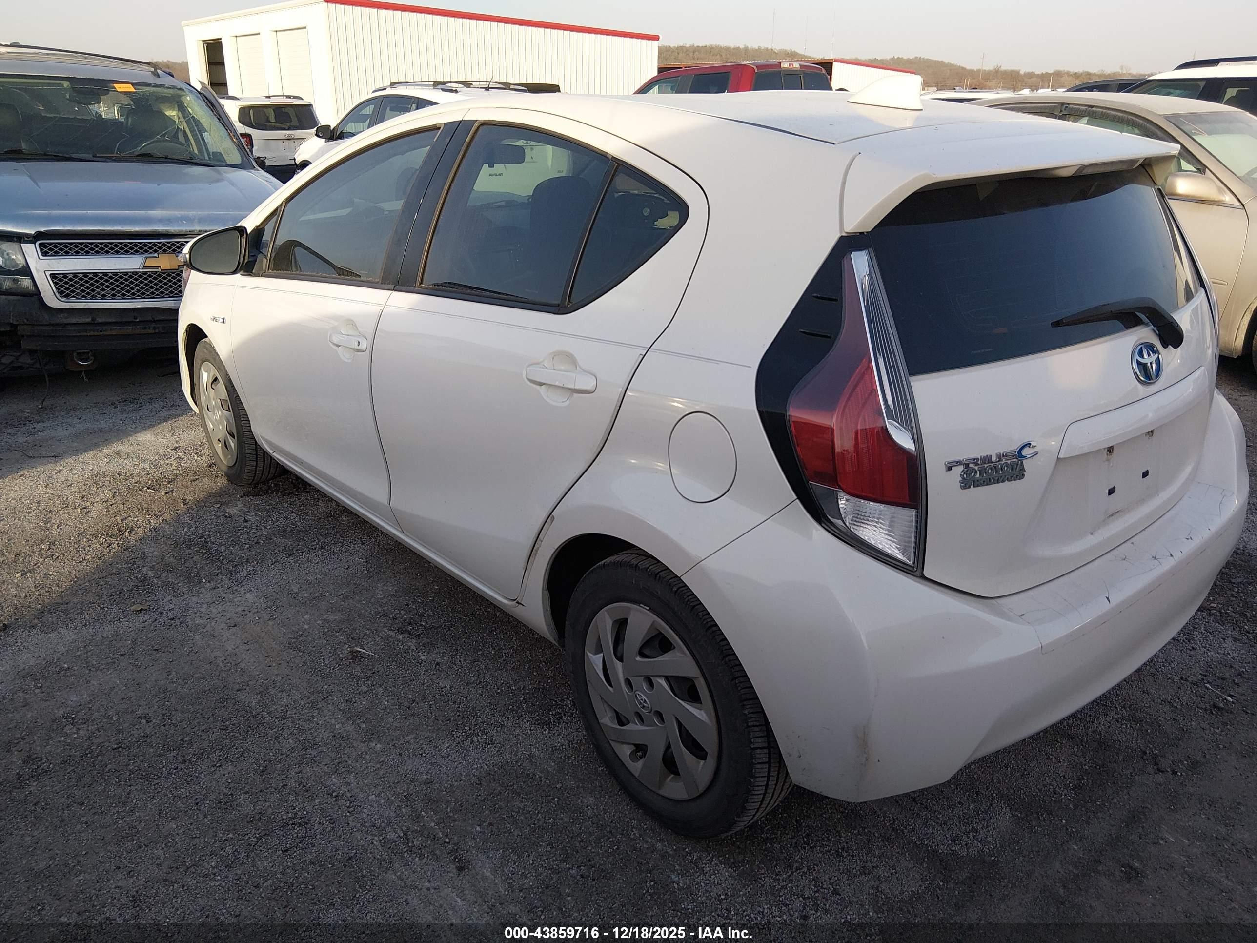 TOYOTA PRIUS image 3