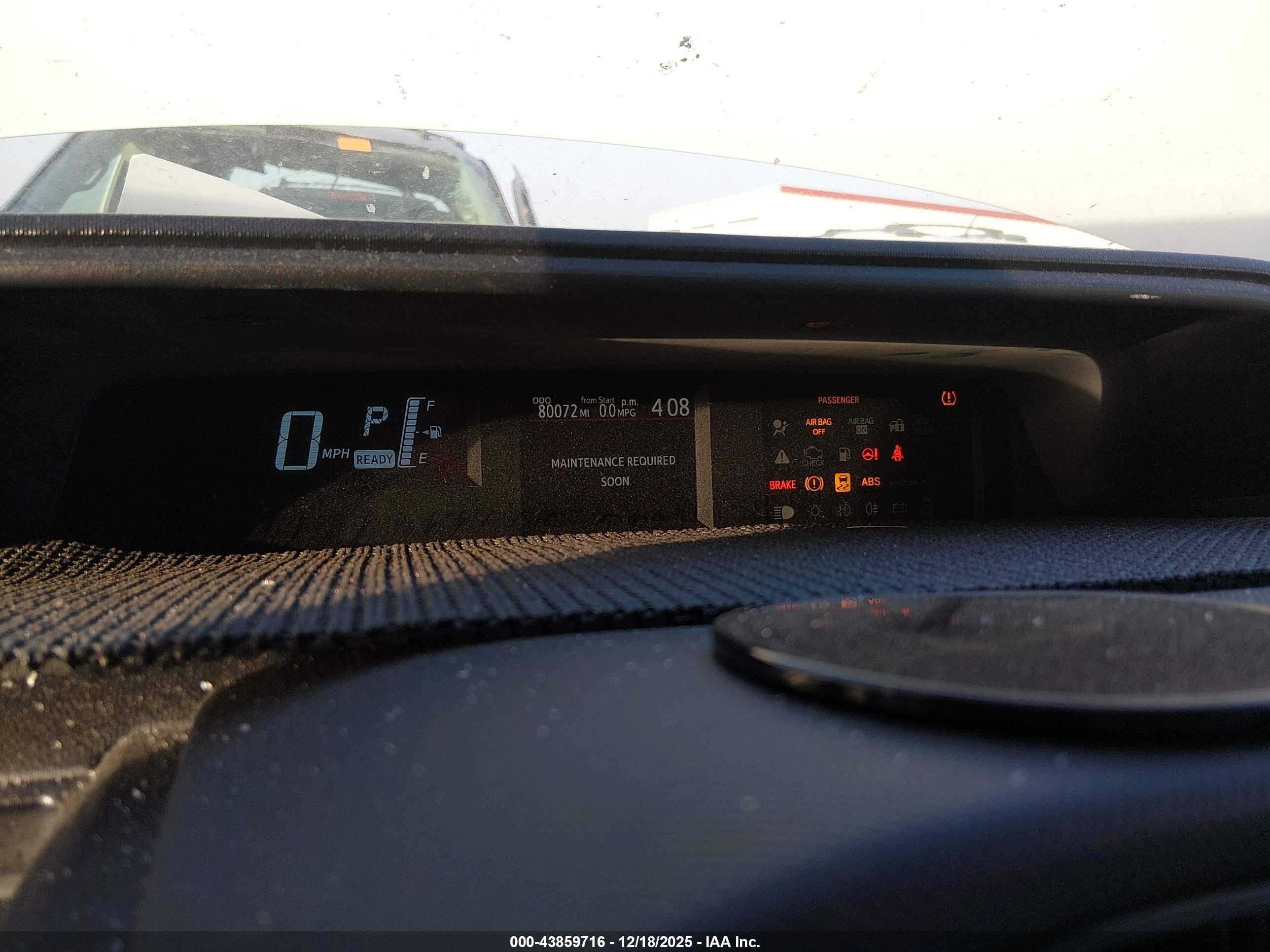 TOYOTA PRIUS image 7