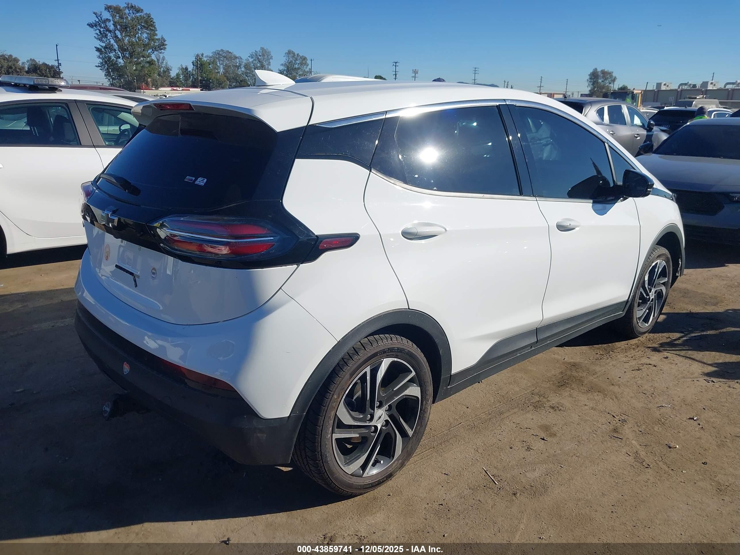 CHEVROLET BOLT image 4