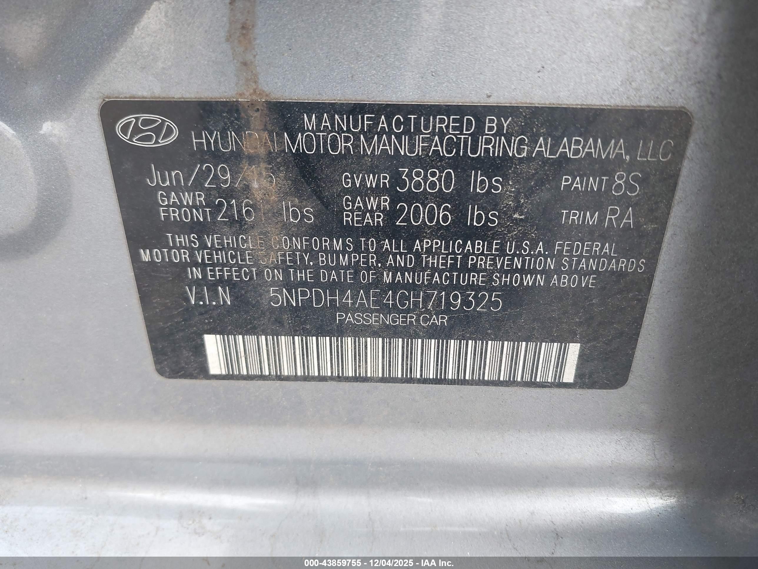 HYUNDAI ELANTRA image 9