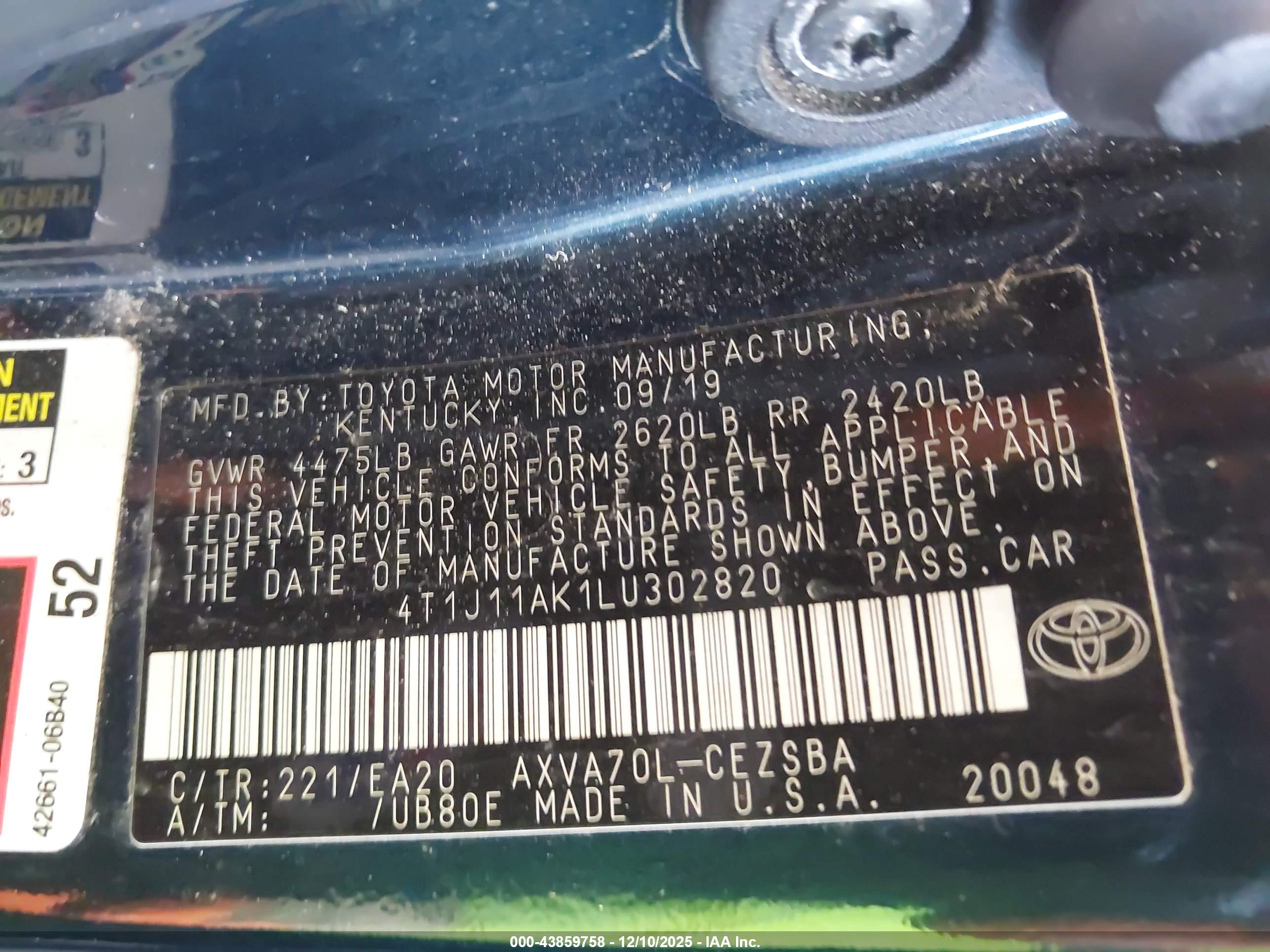 TOYOTA CAMRY image 9