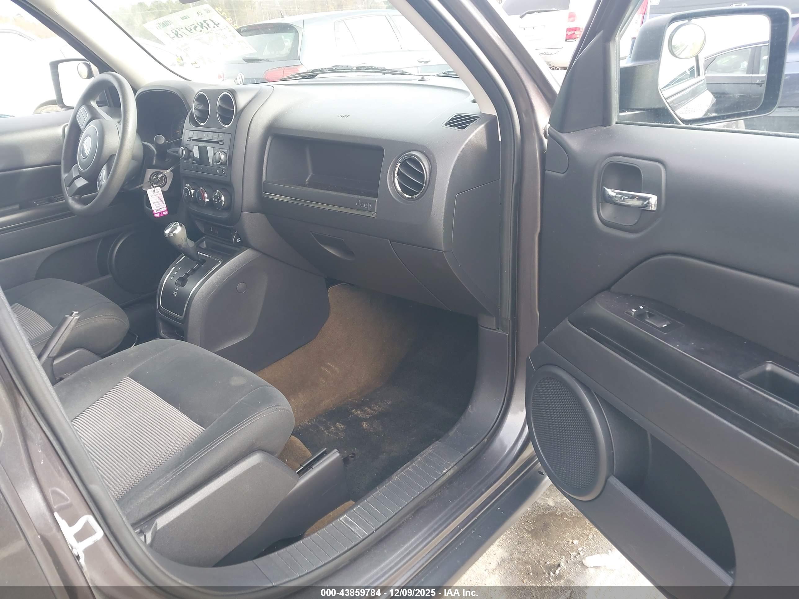 JEEP PATRIOT image 5
