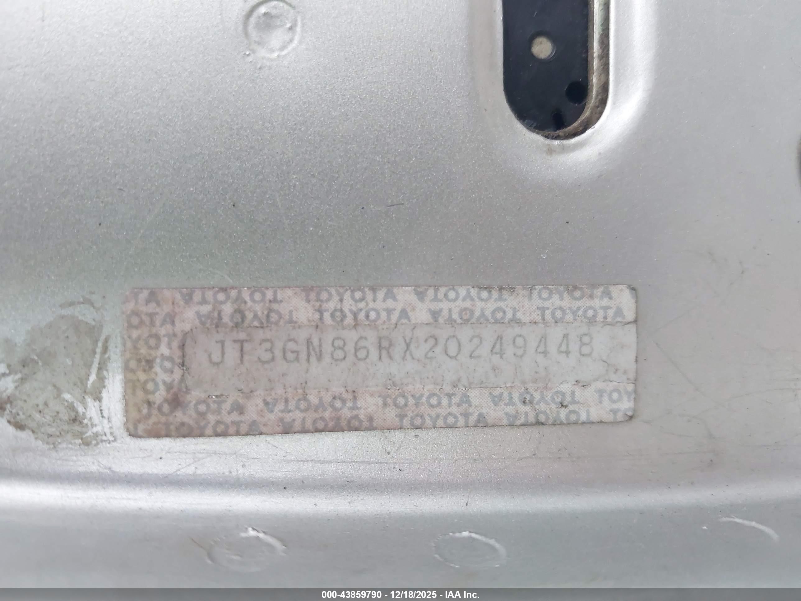 TOYOTA 4RUNNER image 9