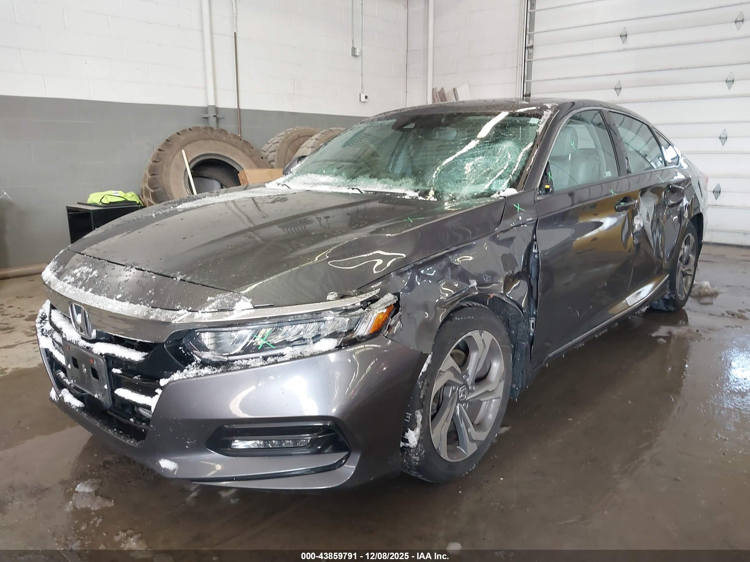 HONDA ACCORD image 6