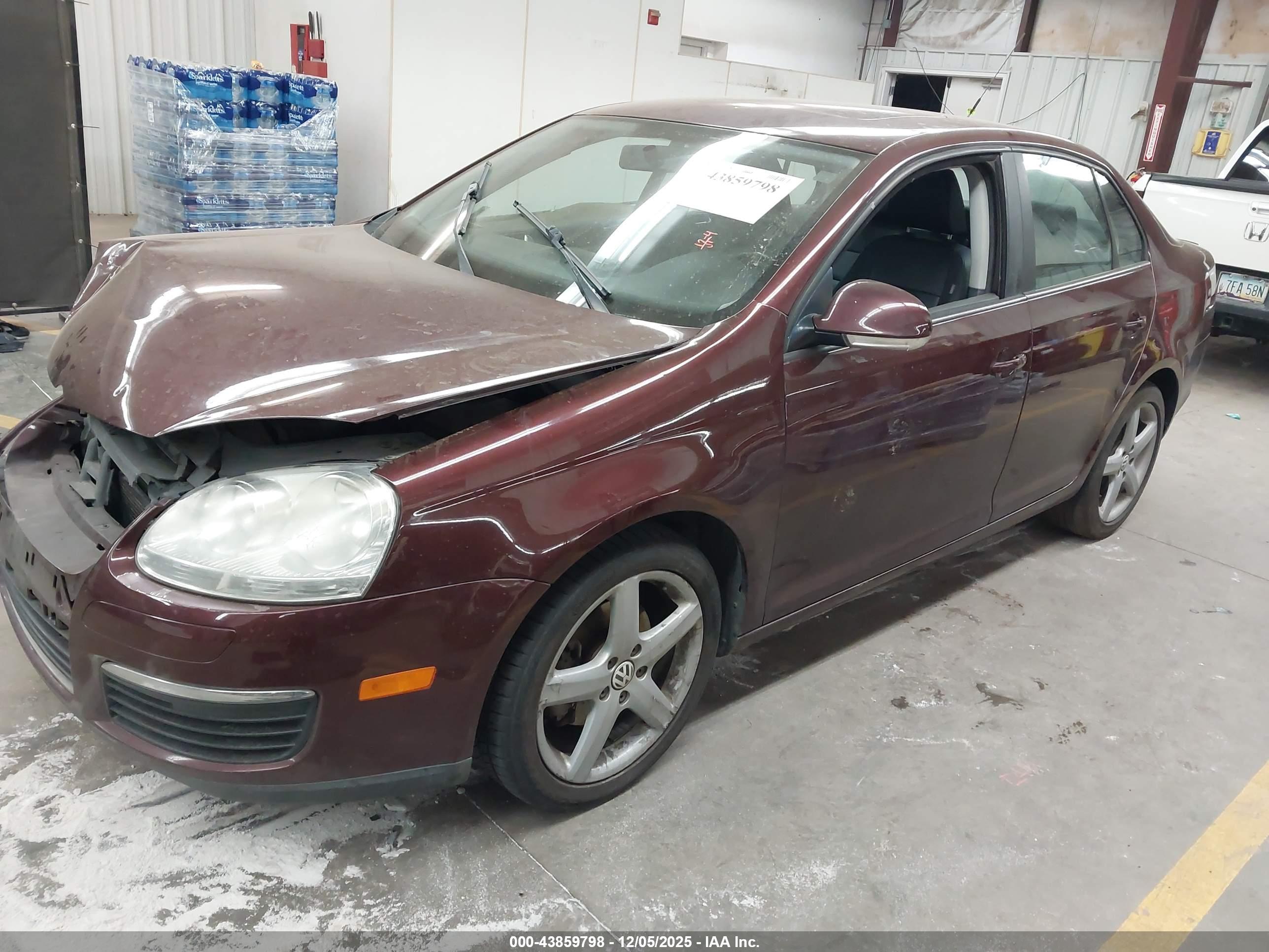 VOLKSWAGEN JETTA image 2