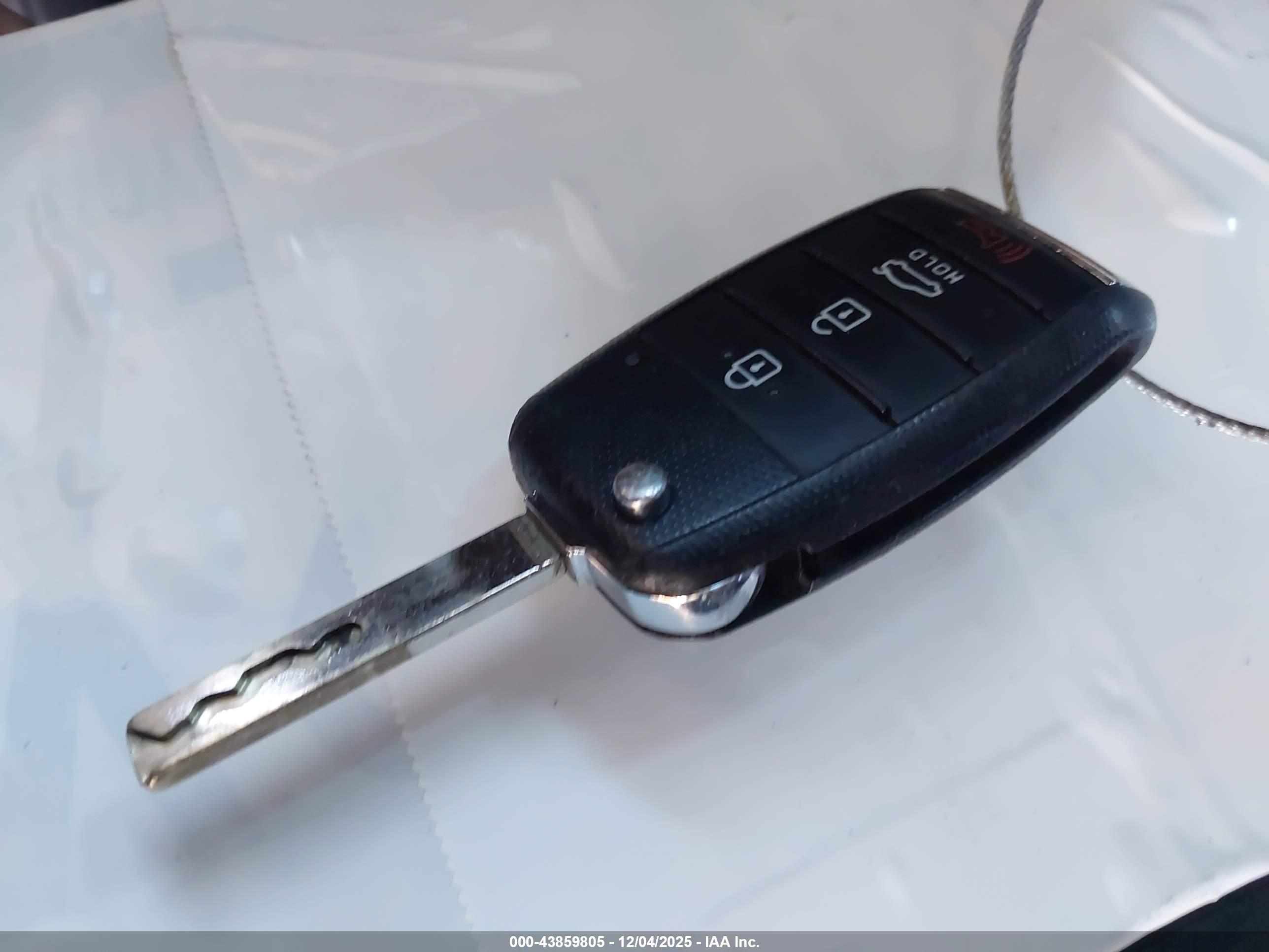 KIA OPTIMA image 11