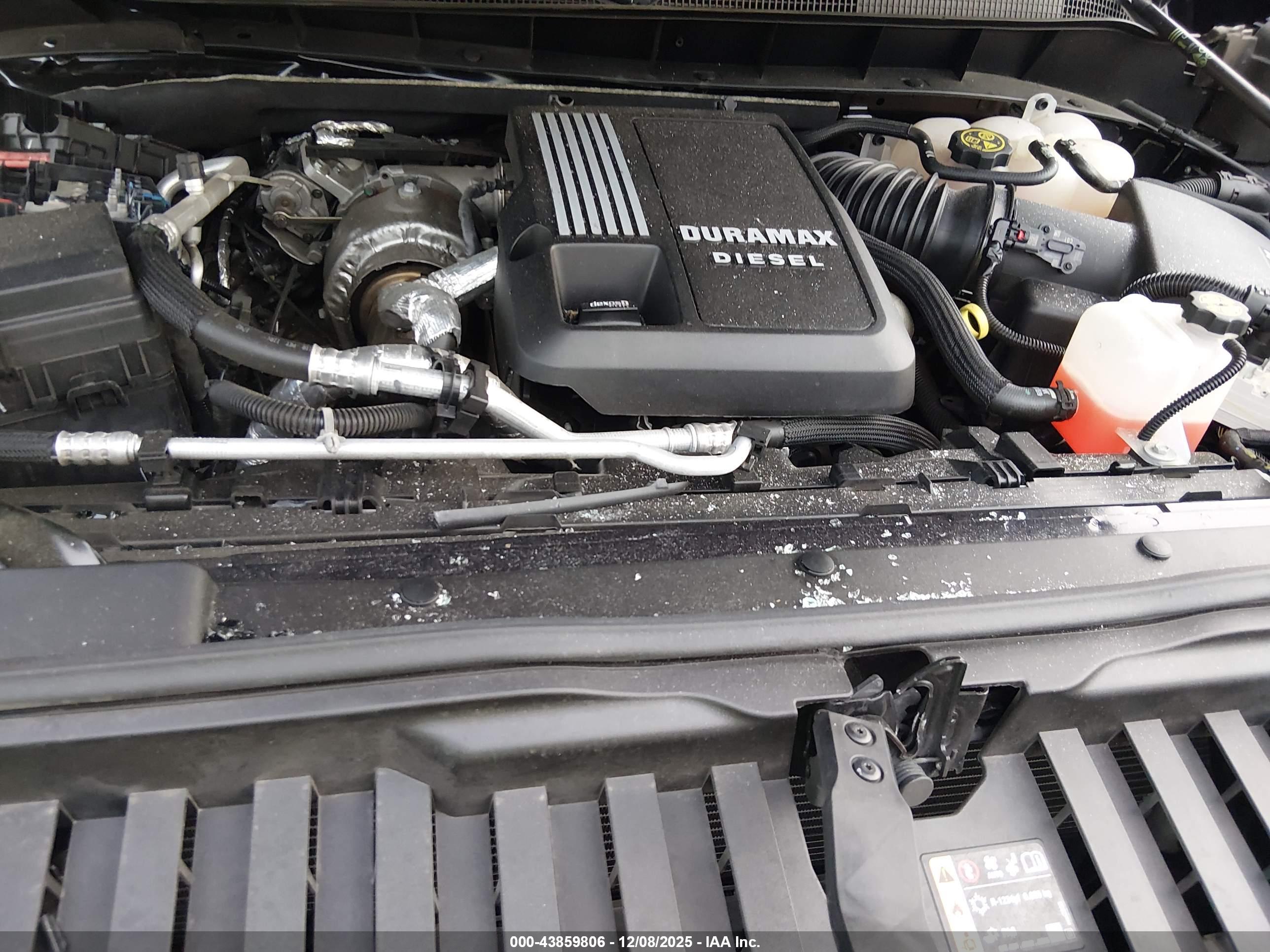 CHEVROLET SILVERADO image 10