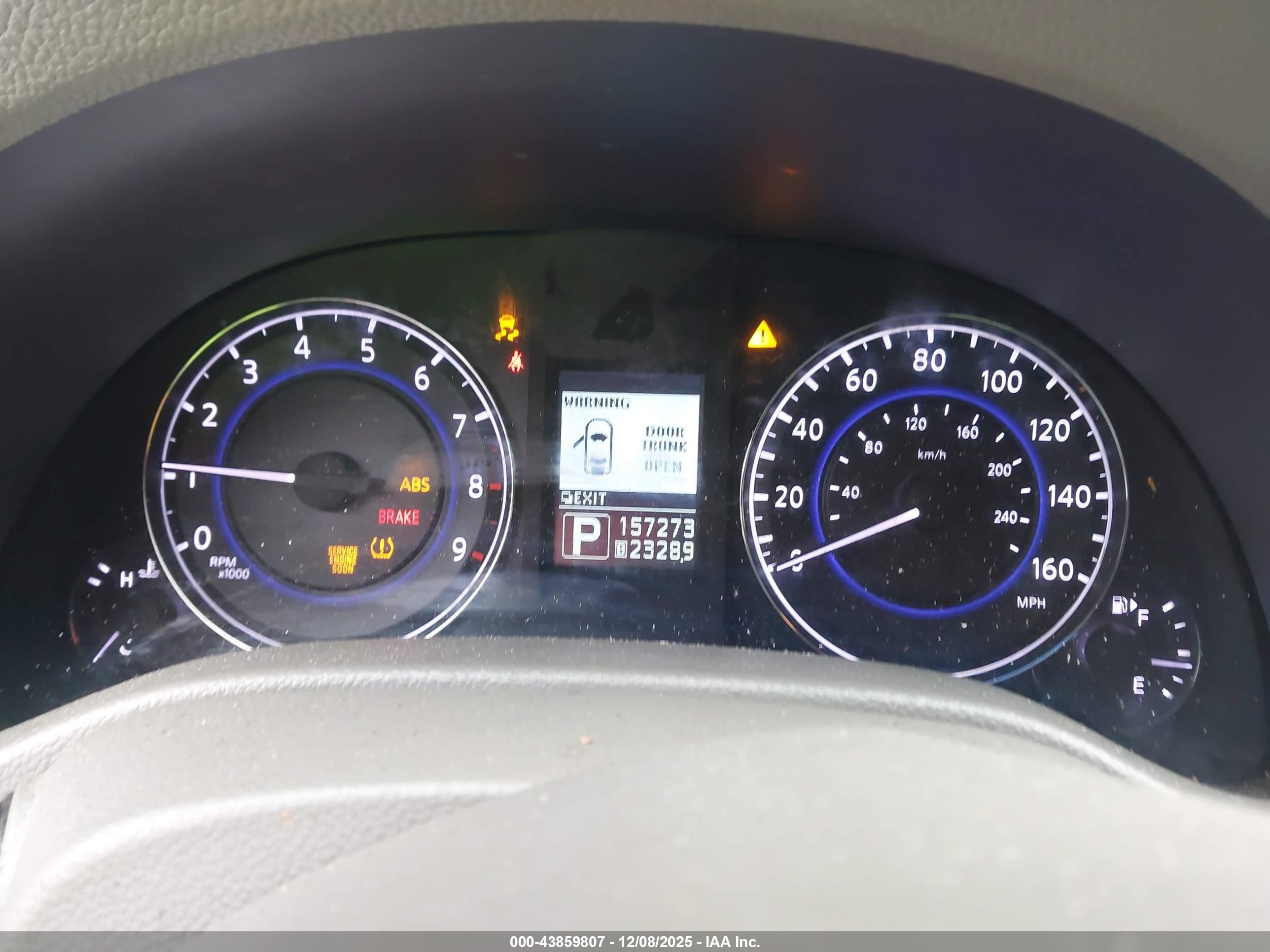 INFINITI G37 image 7