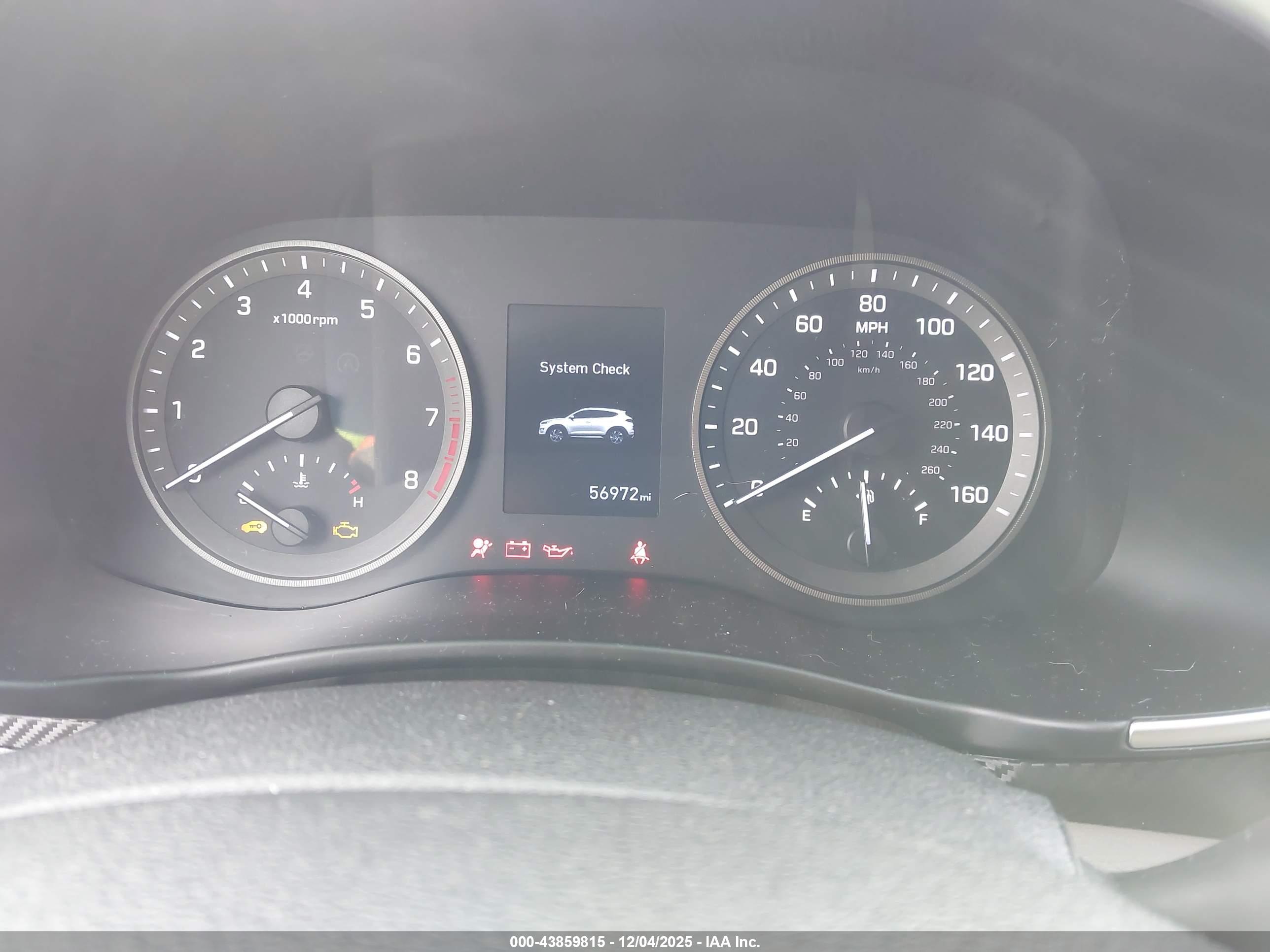 HYUNDAI TUCSON image 7