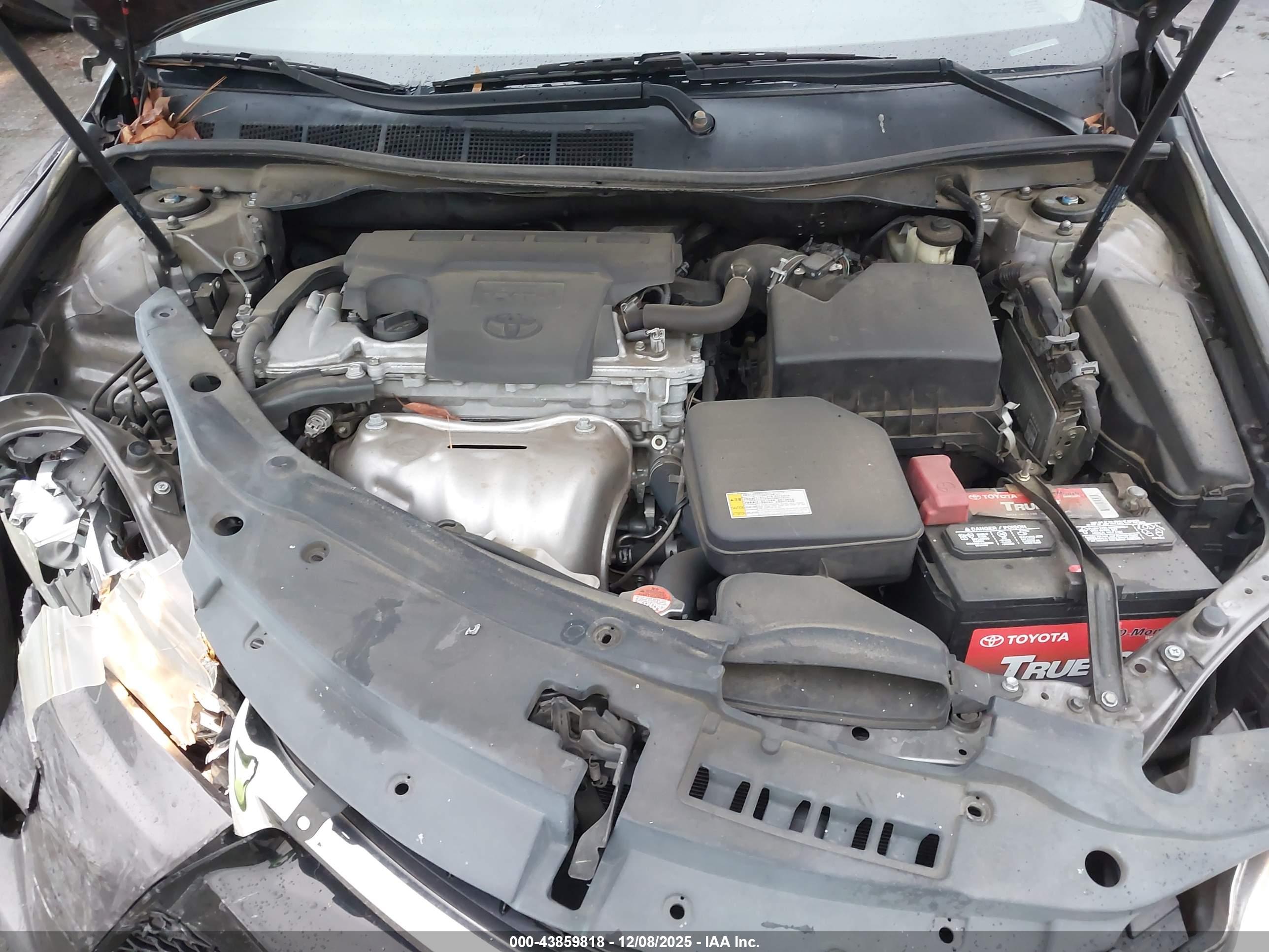 TOYOTA CAMRY image 10
