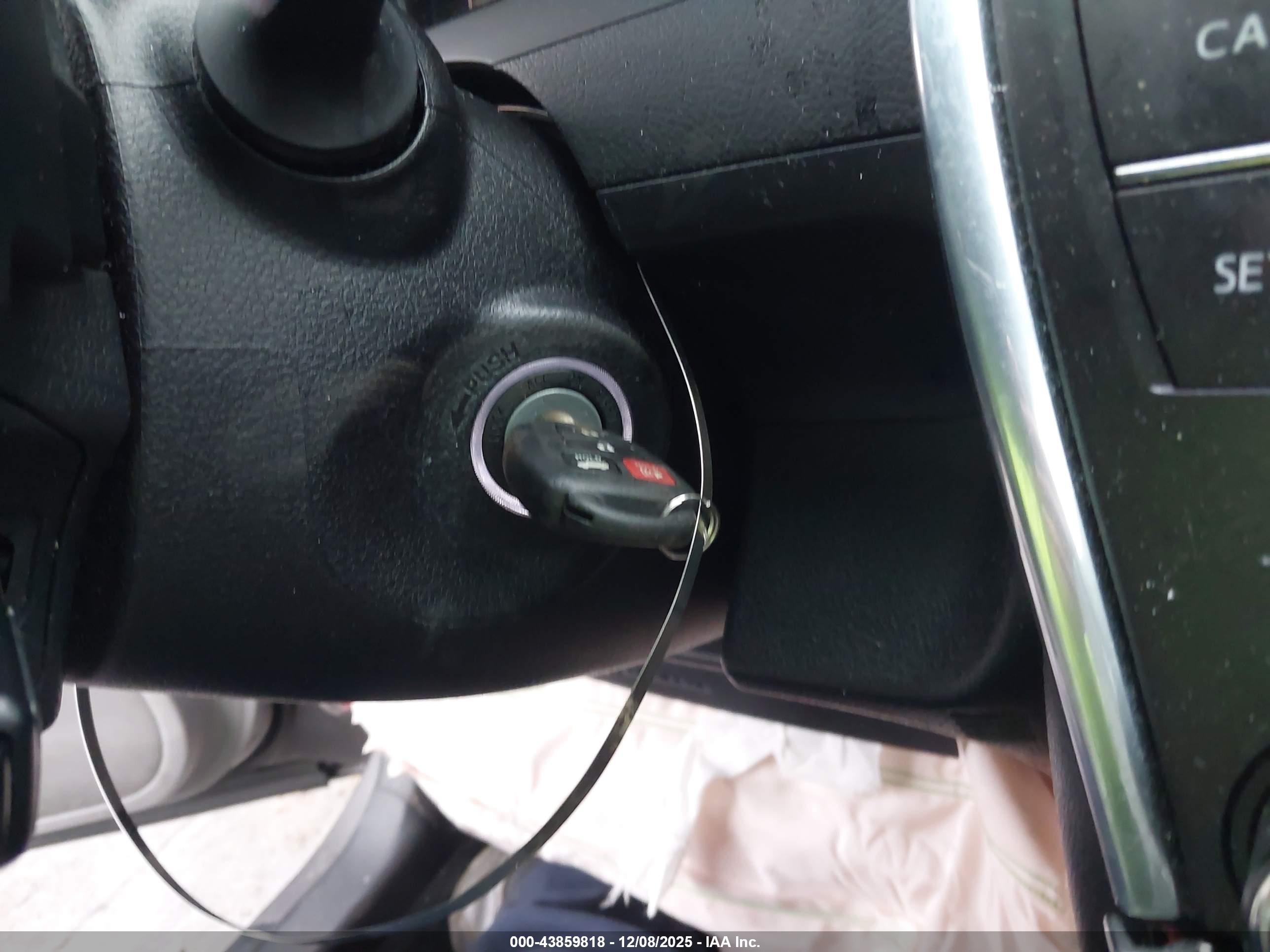 TOYOTA CAMRY image 11