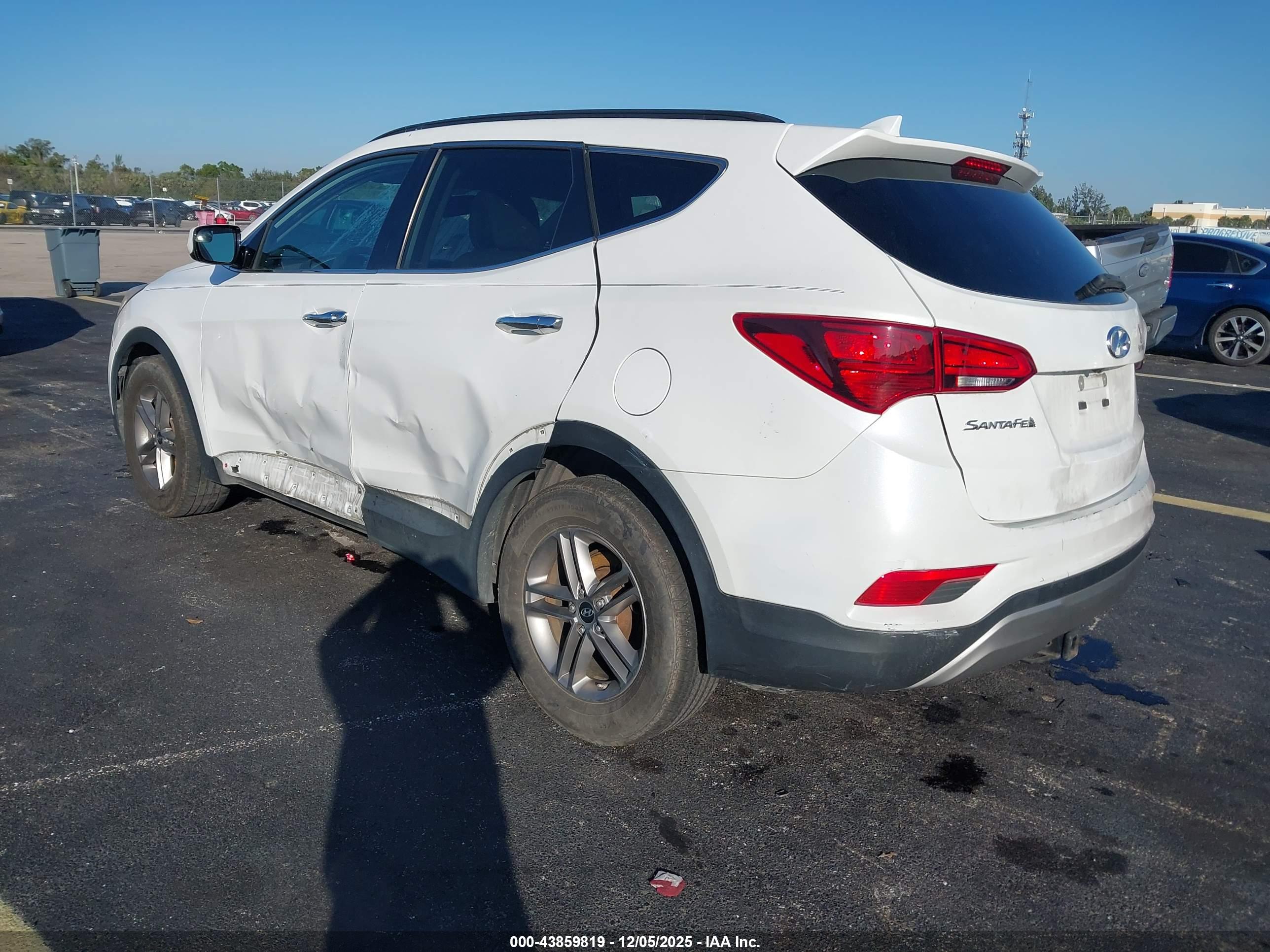 HYUNDAI SANTA image 3