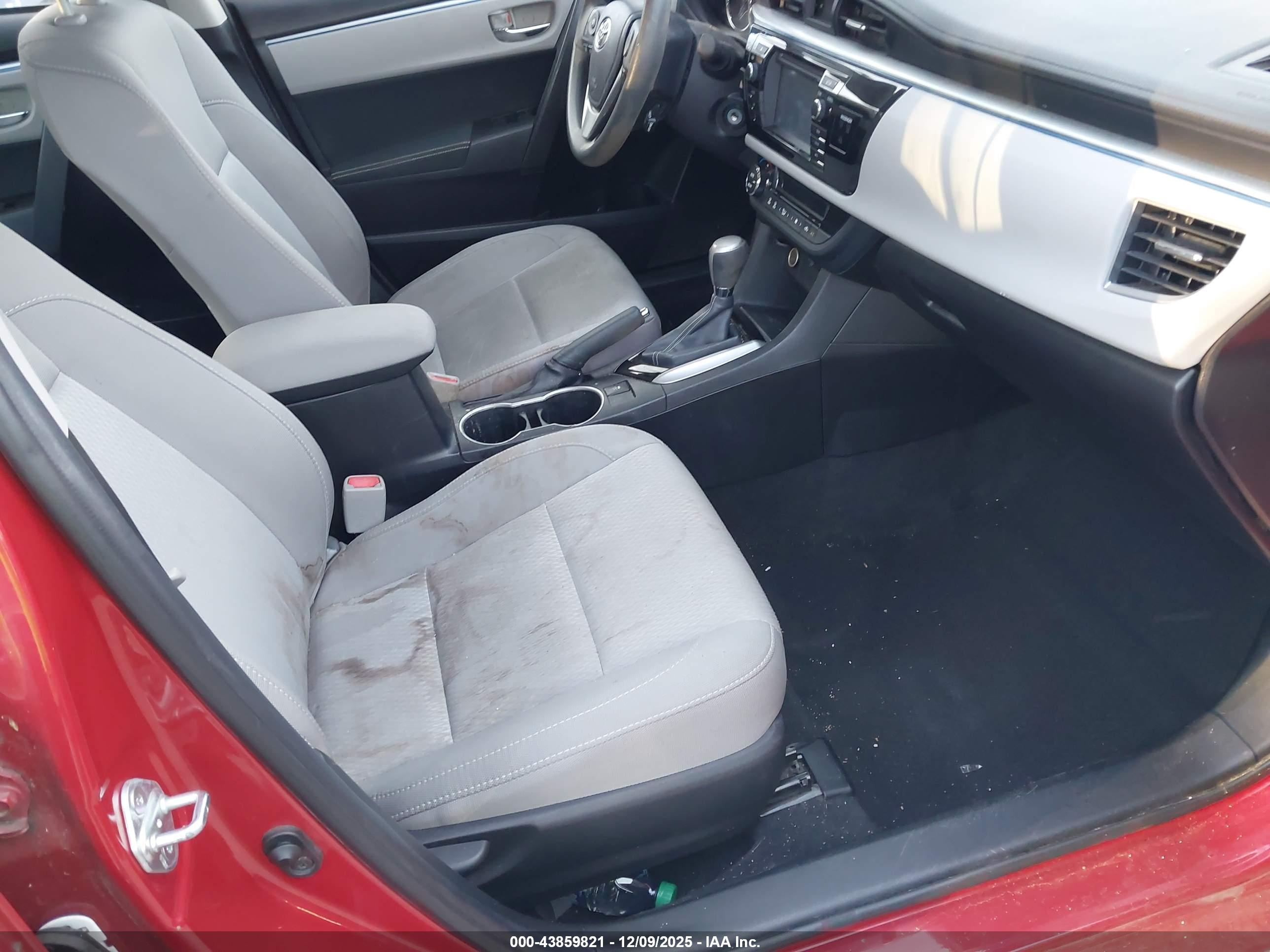 TOYOTA COROLLA image 5