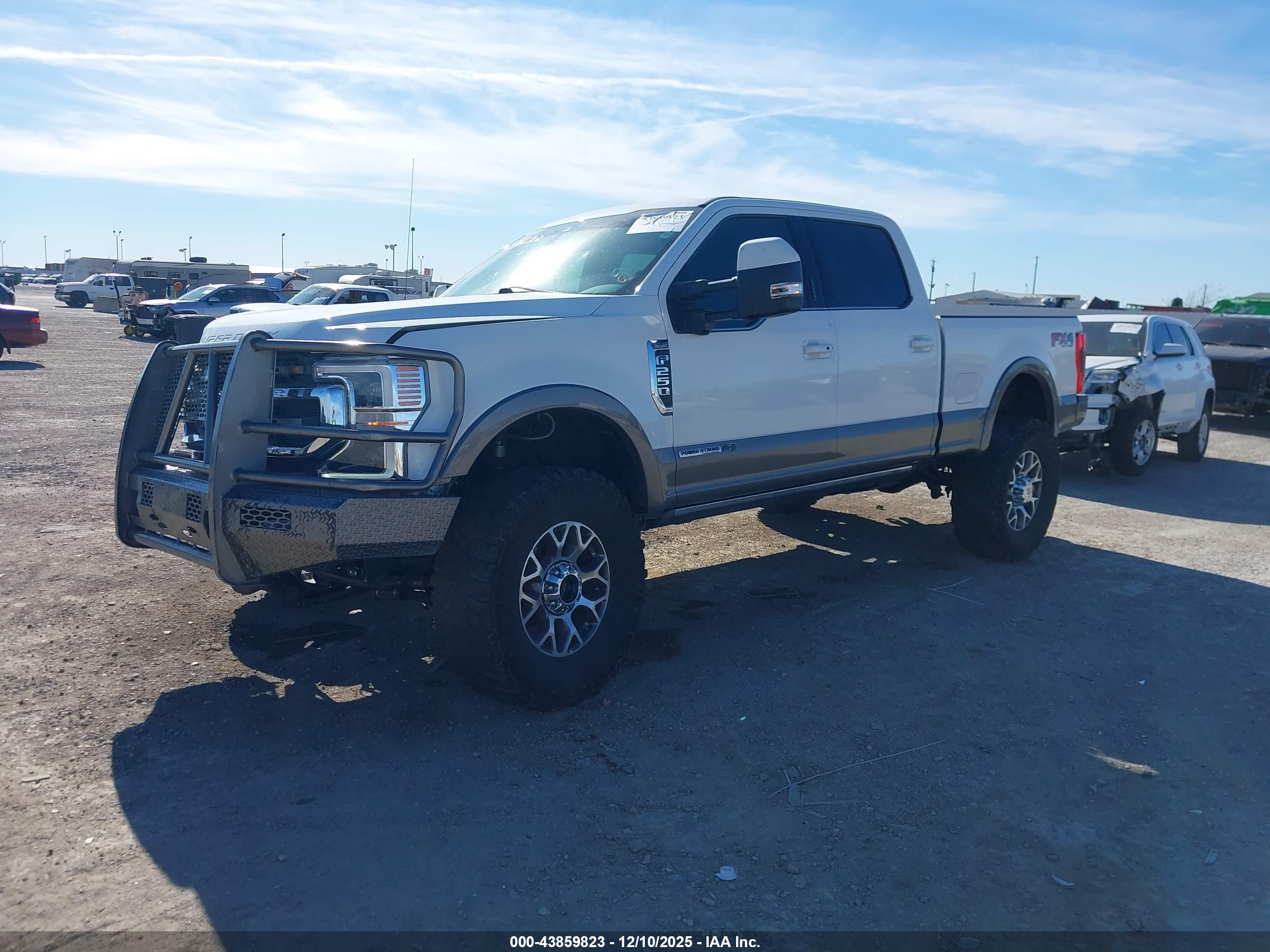 FORD F-250 image 2