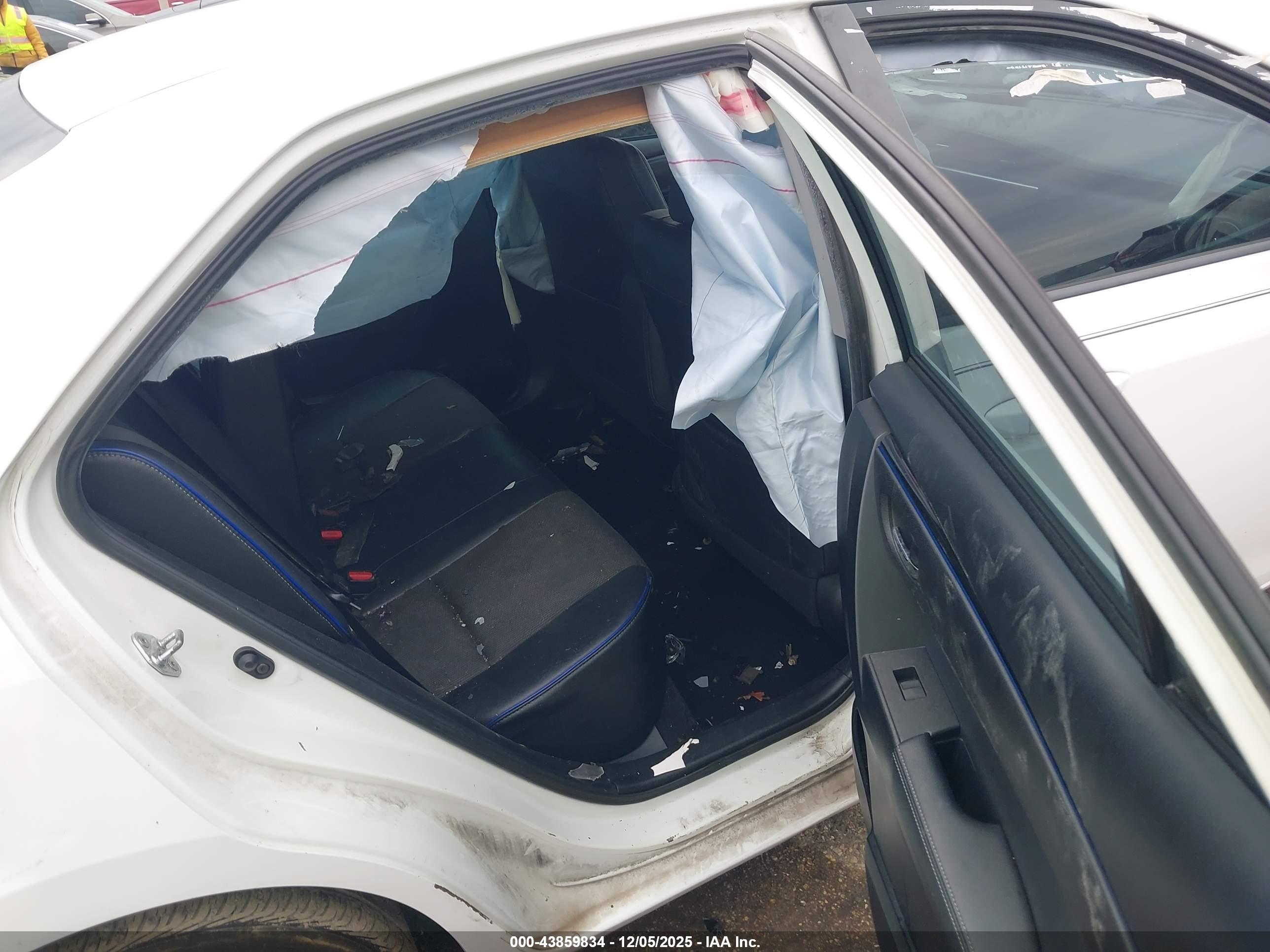 TOYOTA COROLLA image 8