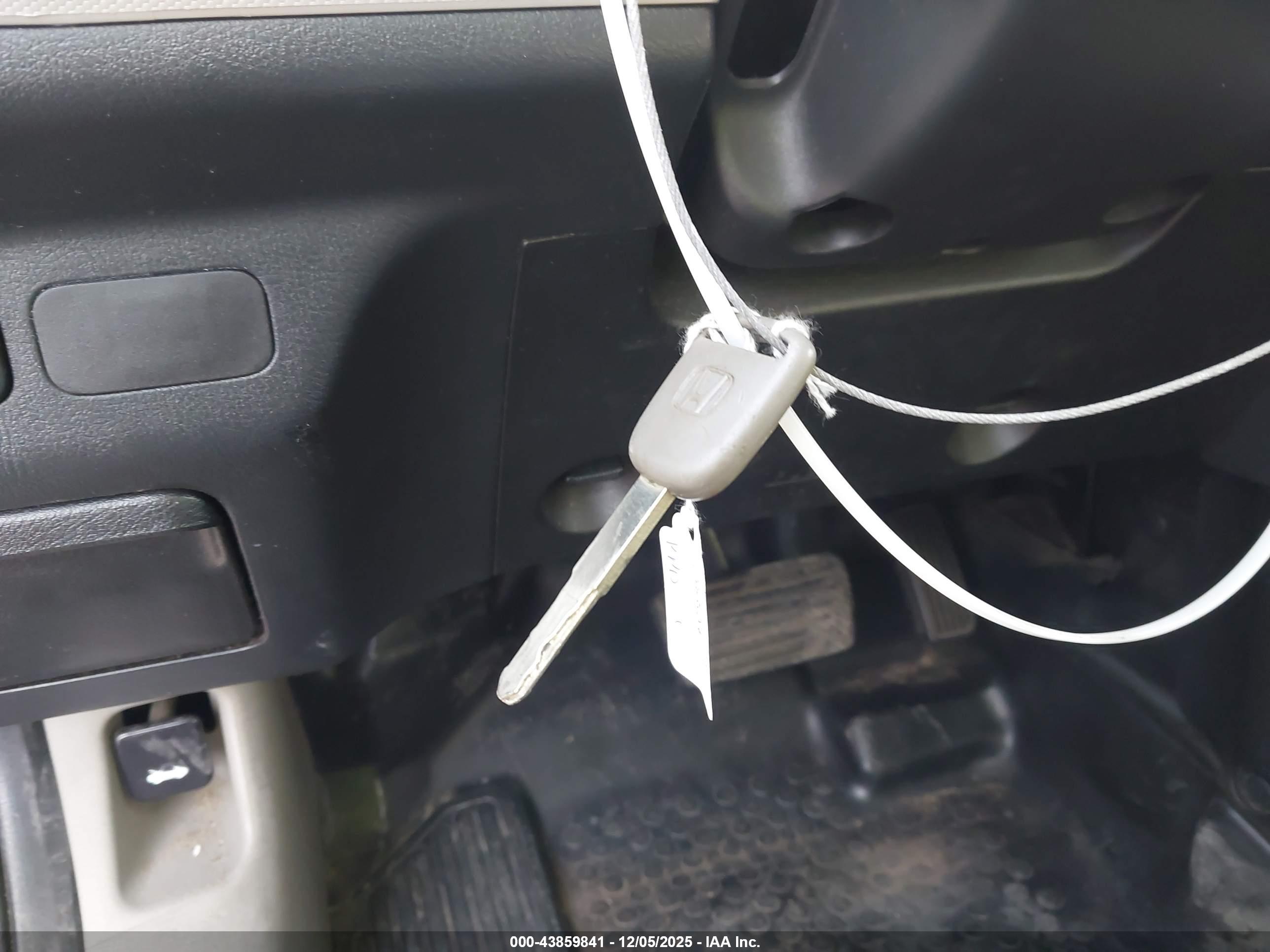 HONDA ELEMENT image 11