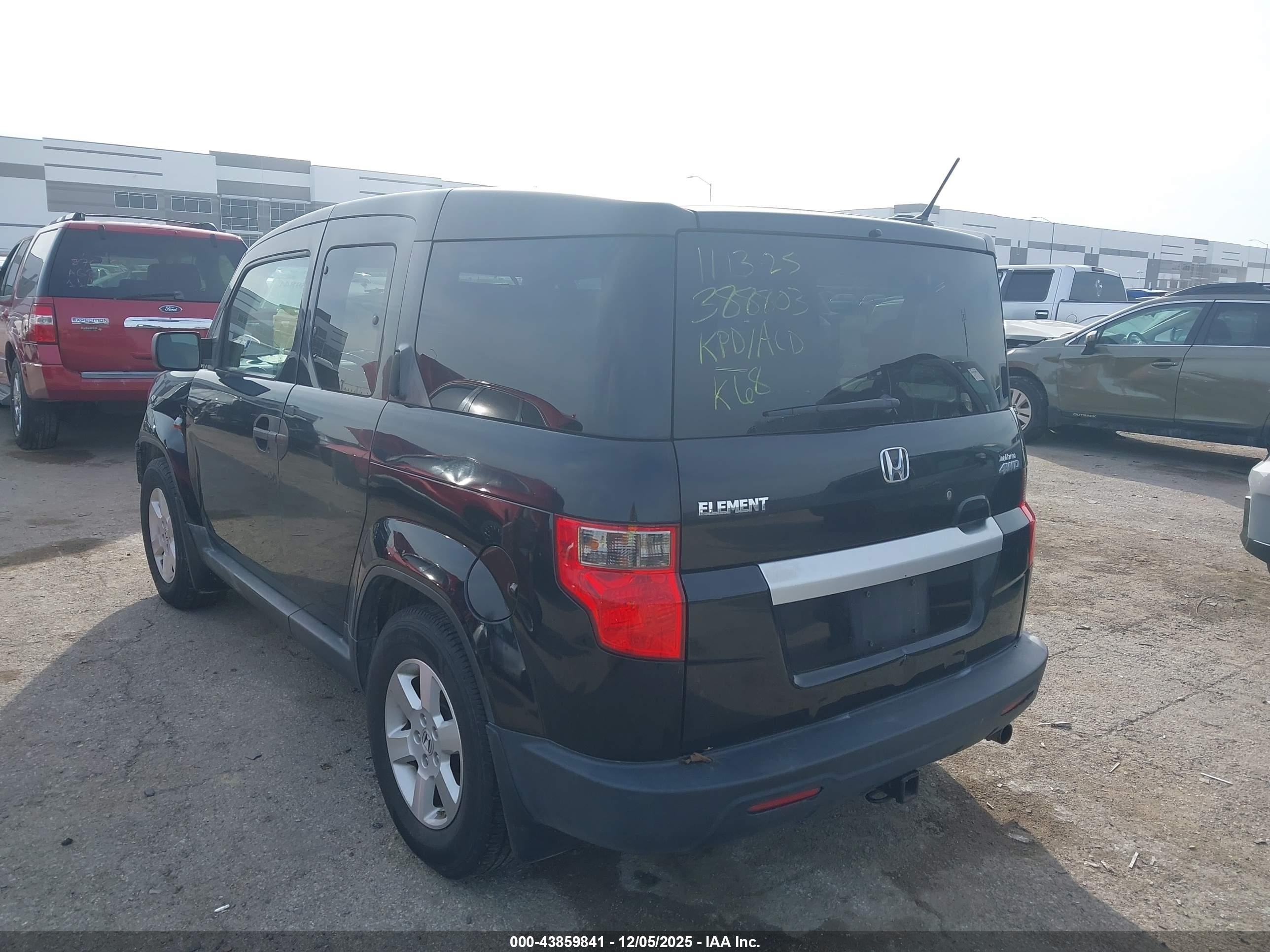 HONDA ELEMENT image 3