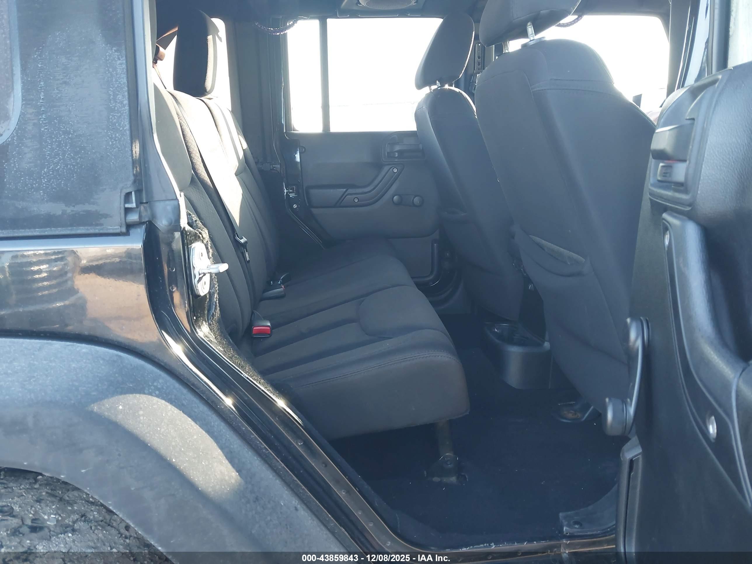 JEEP WRANGLER image 8
