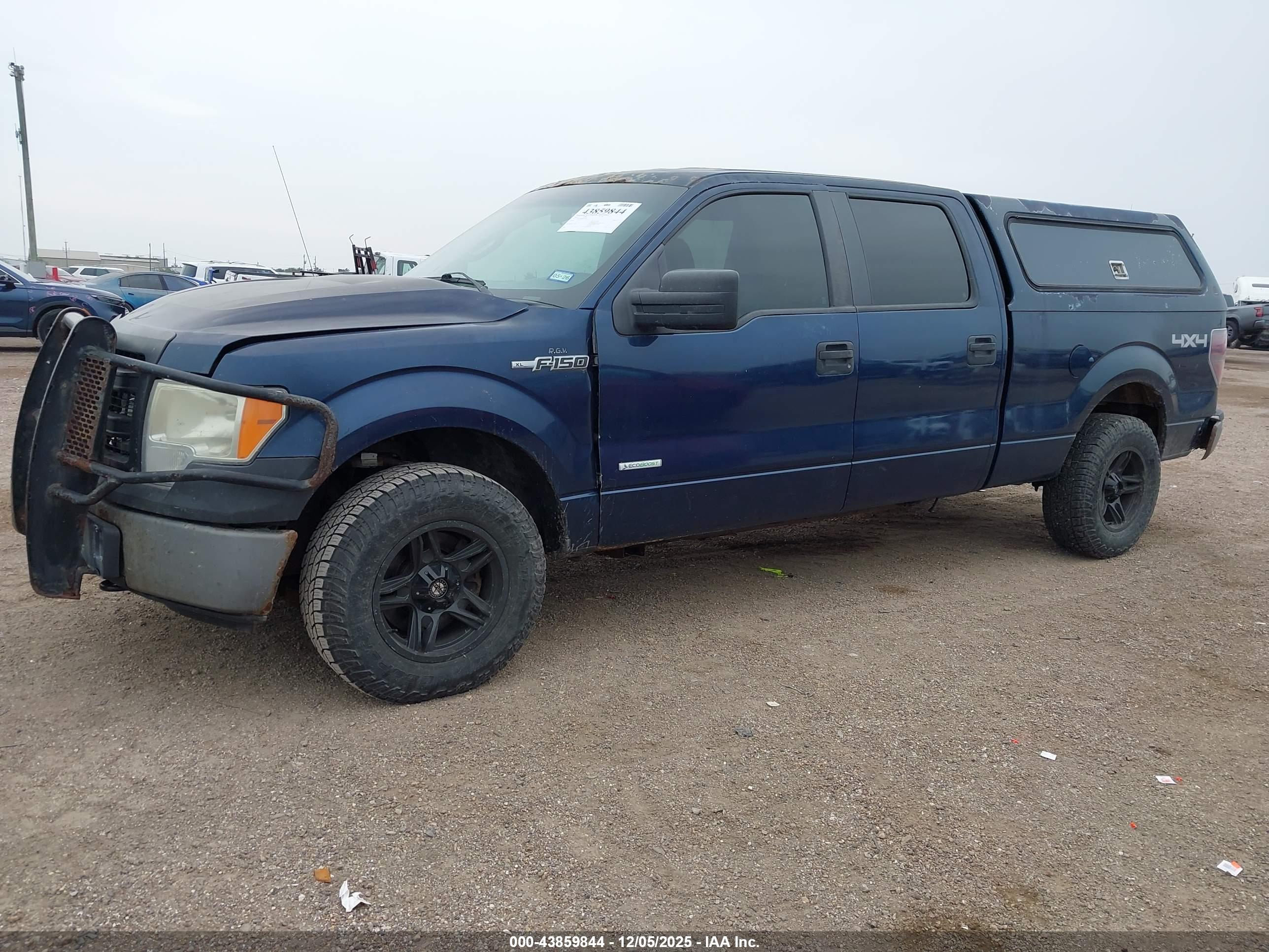 FORD F-150 image 2