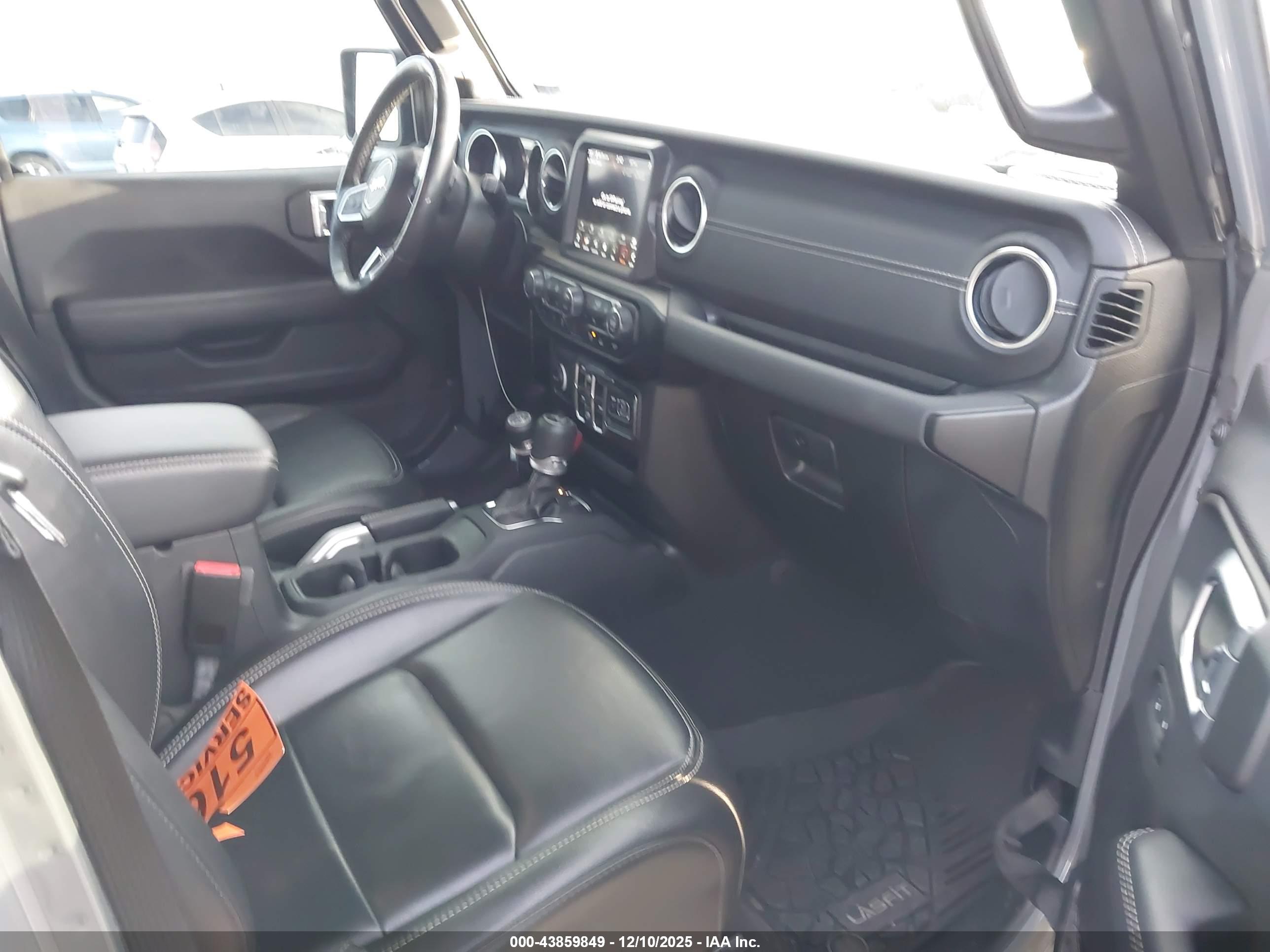 JEEP WRANGLER image 5