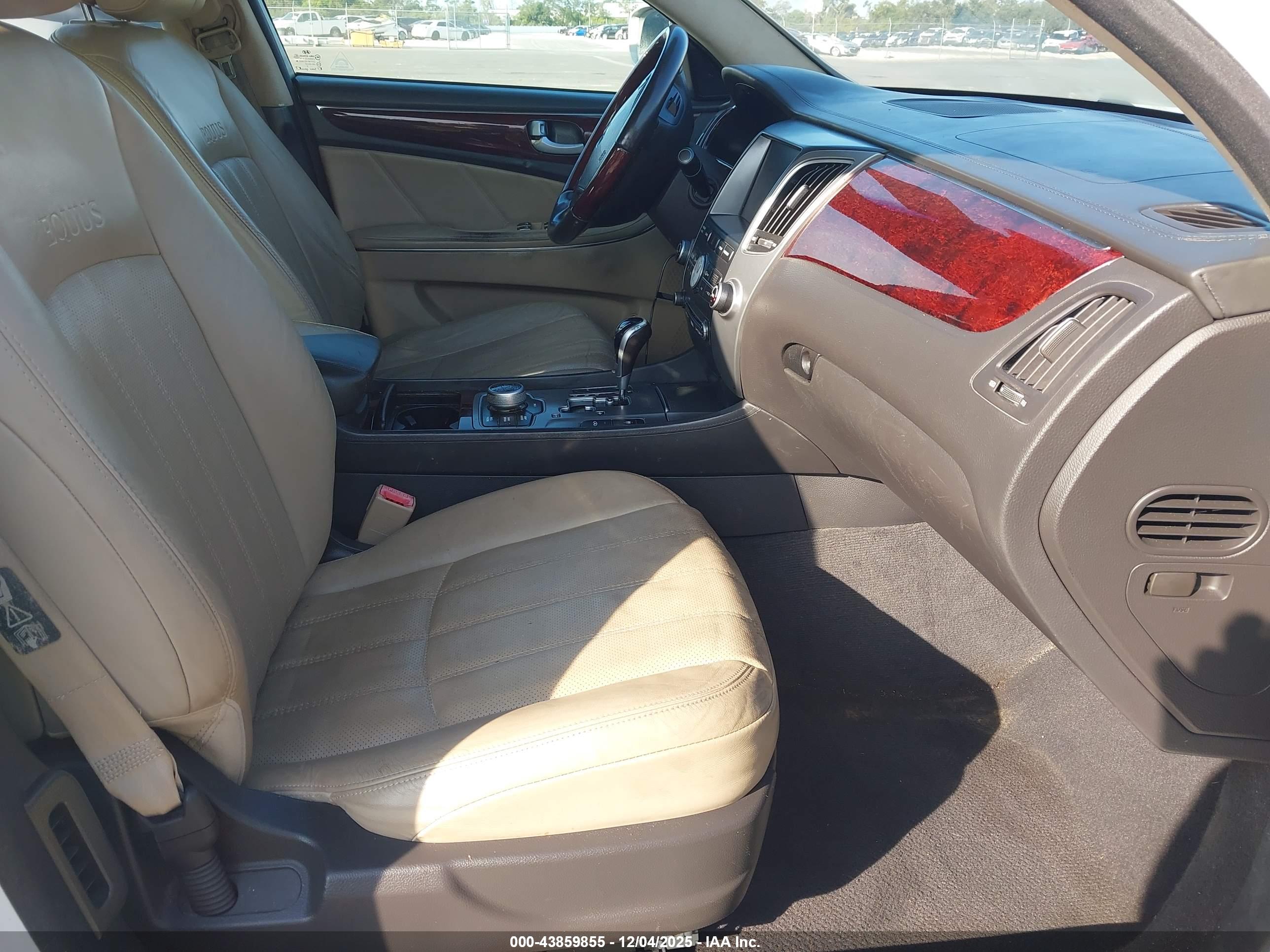 HYUNDAI EQUUS image 5