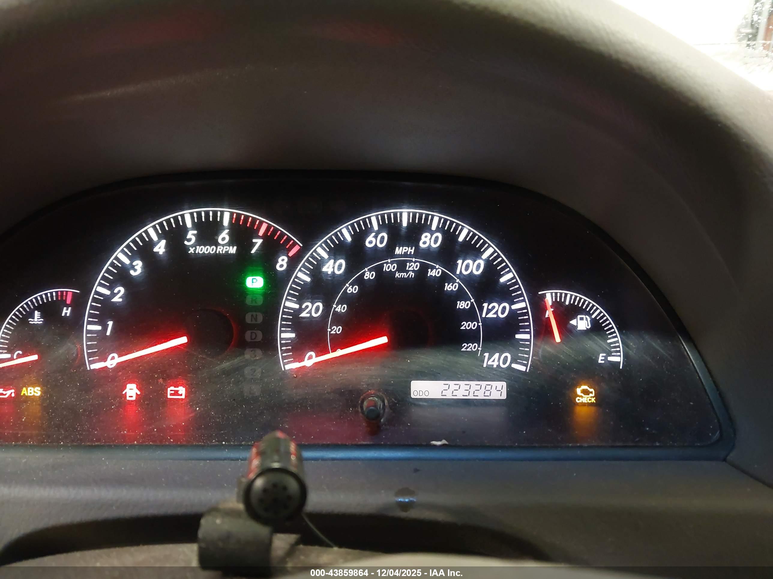 TOYOTA CAMRY image 7