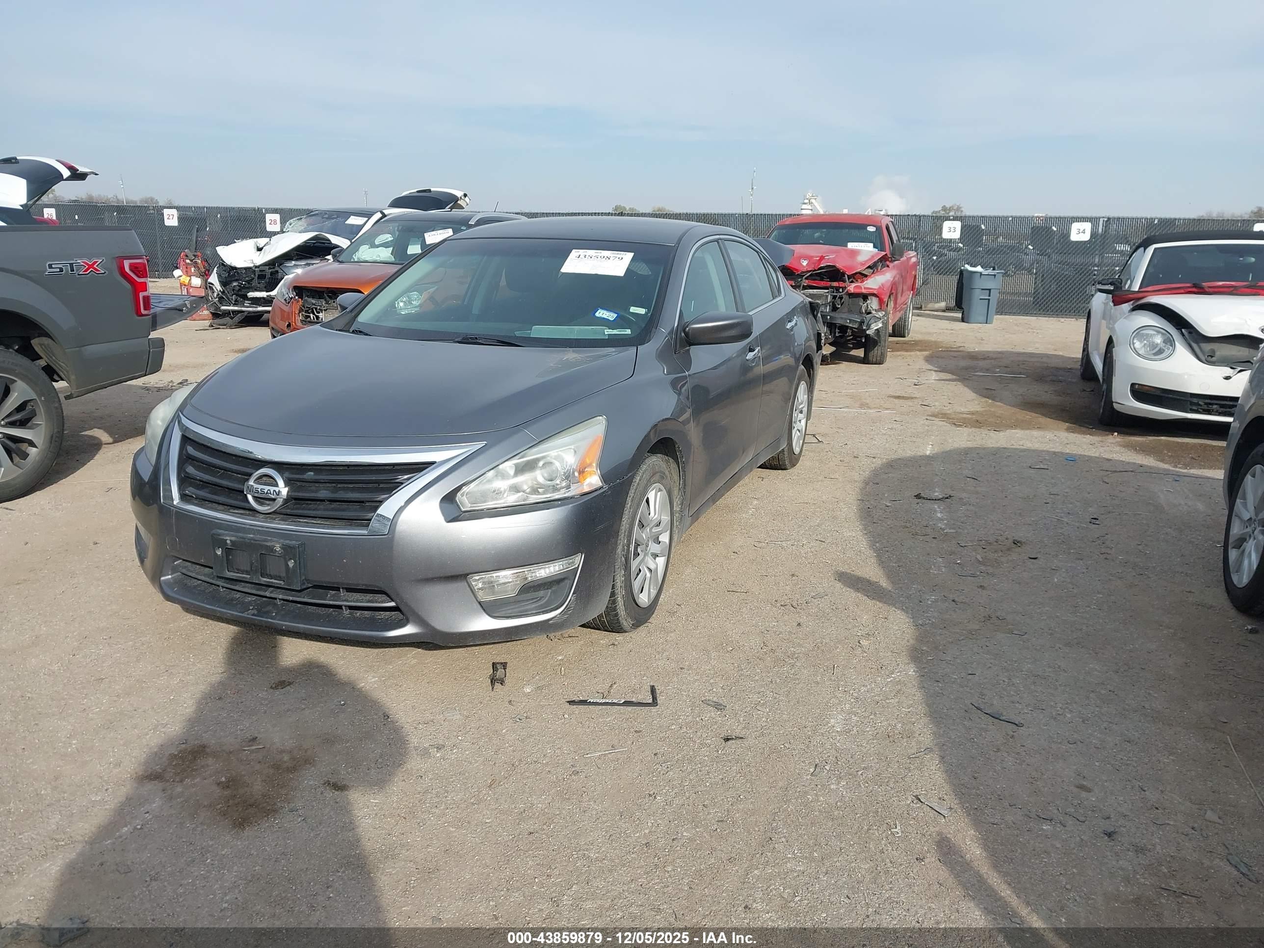 NISSAN ALTIMA image 2