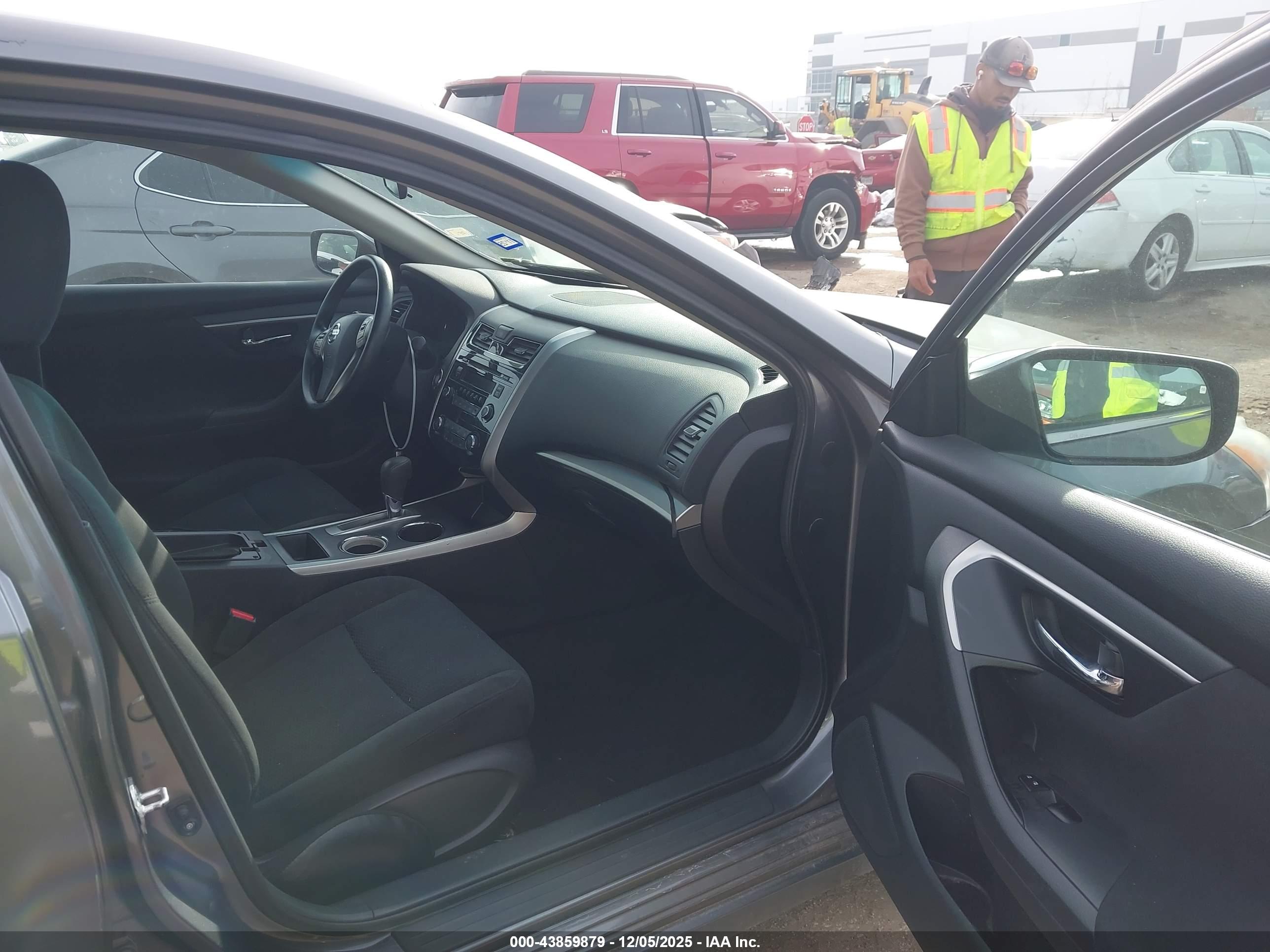 NISSAN ALTIMA image 5