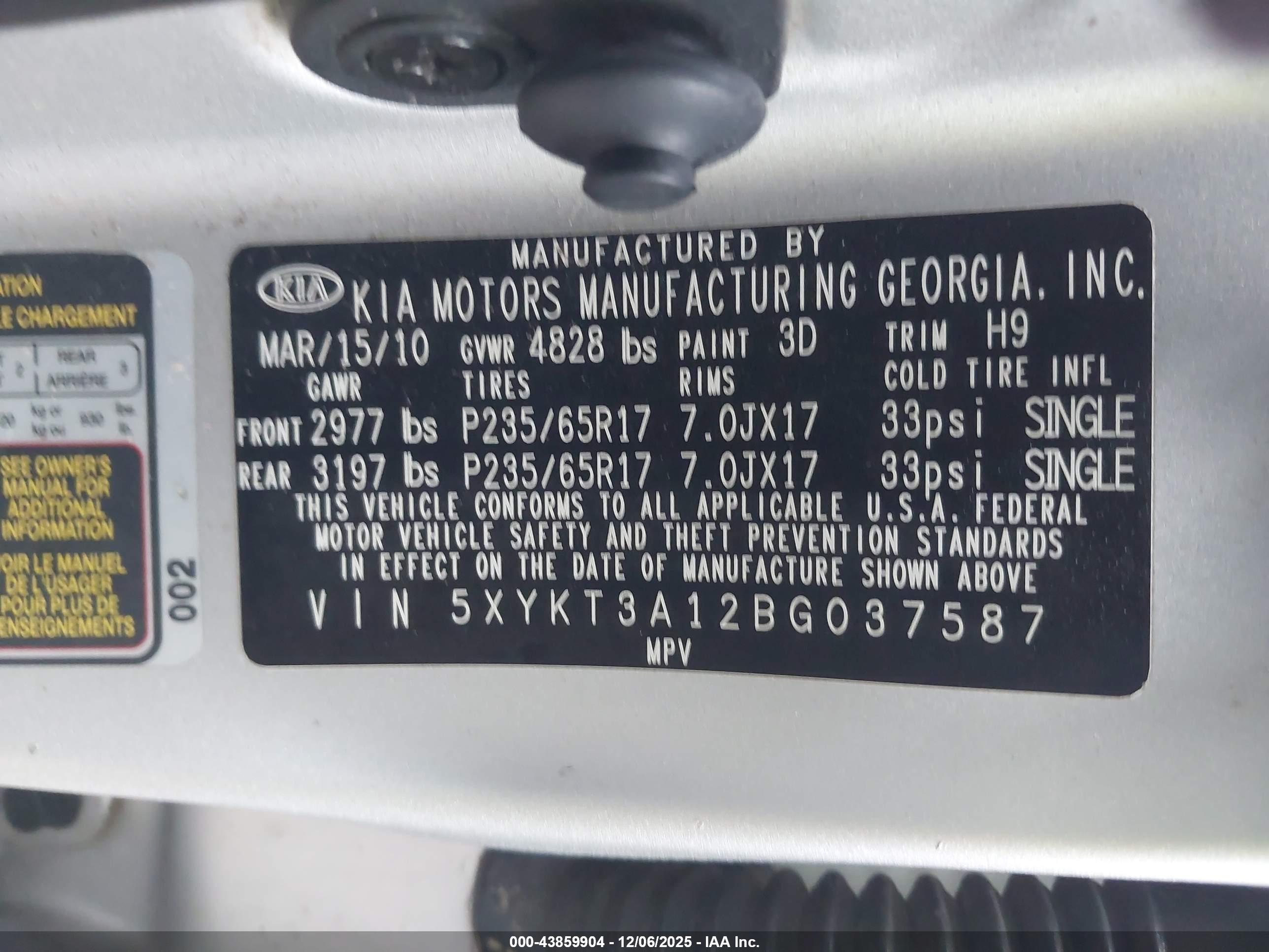 KIA SORENTO image 9