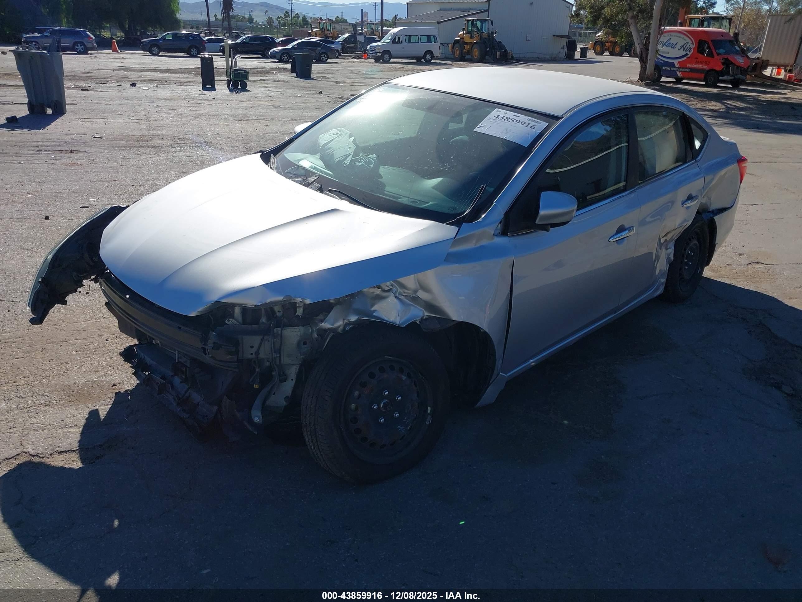 NISSAN SENTRA image 2