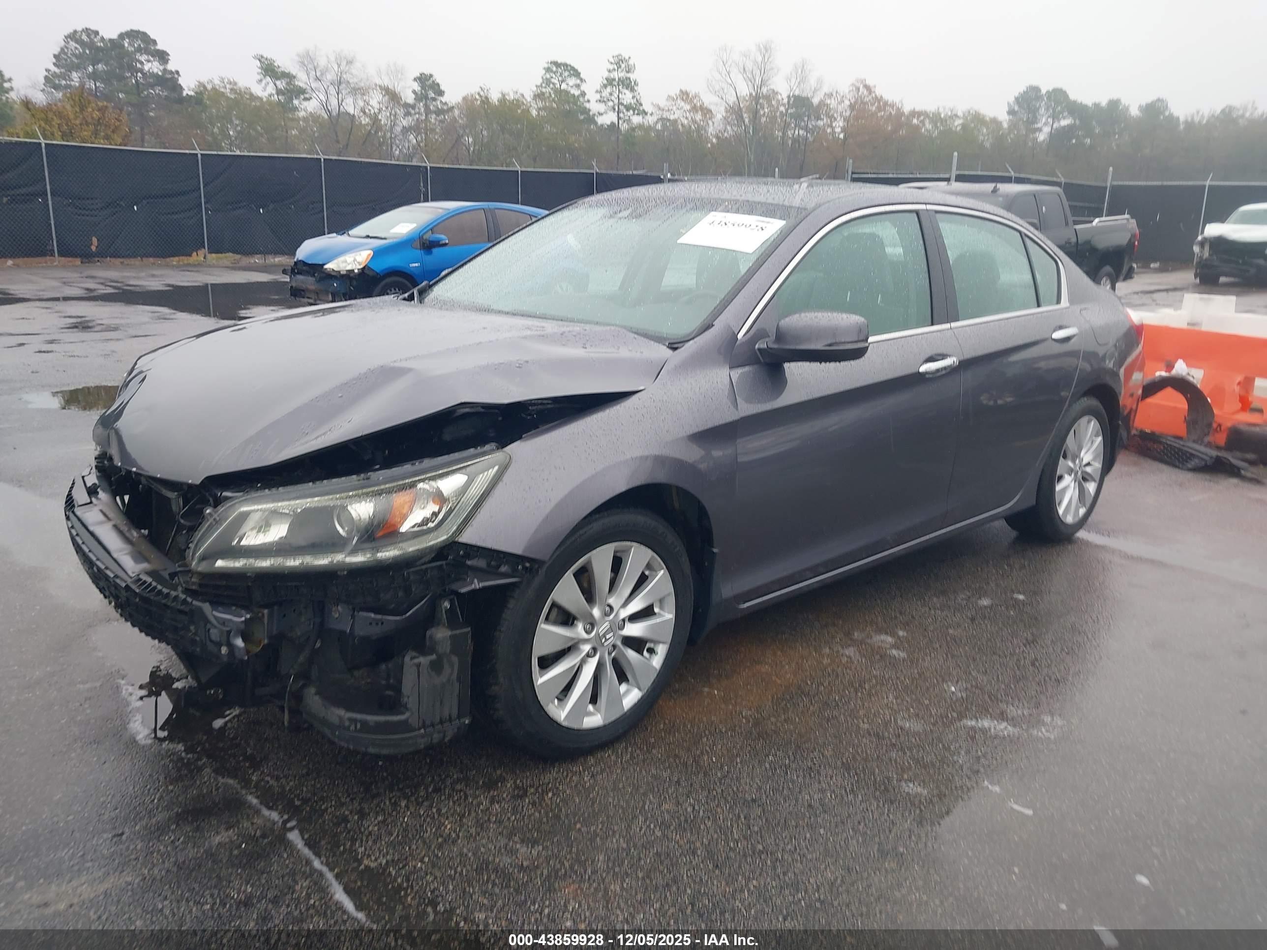 HONDA ACCORD image 2