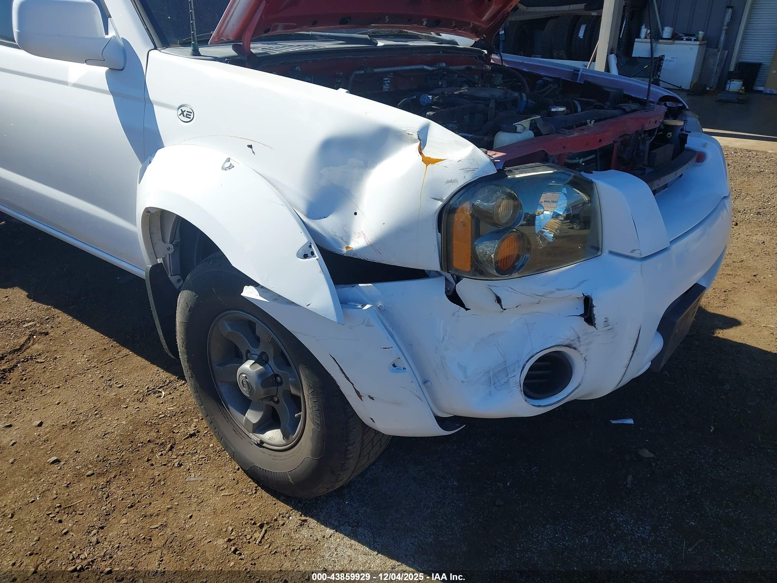 NISSAN FRONTIER image 6