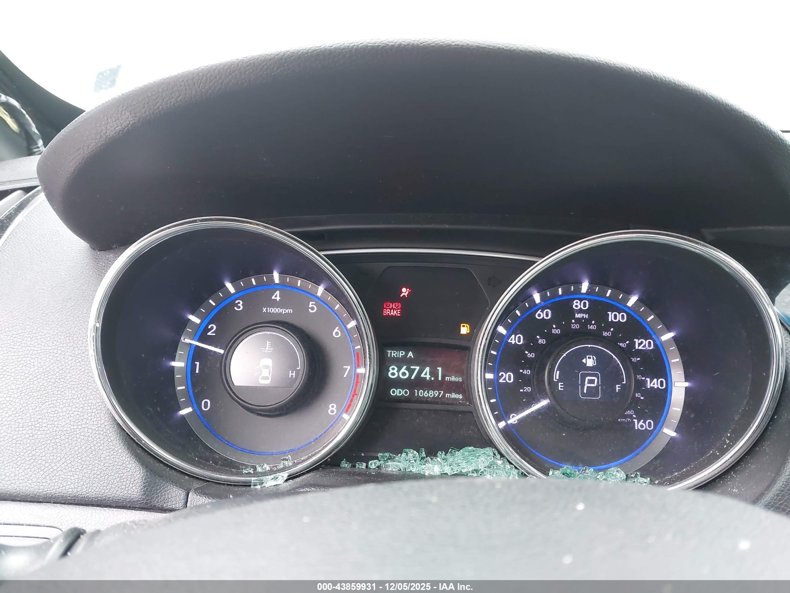 HYUNDAI SONATA image 7