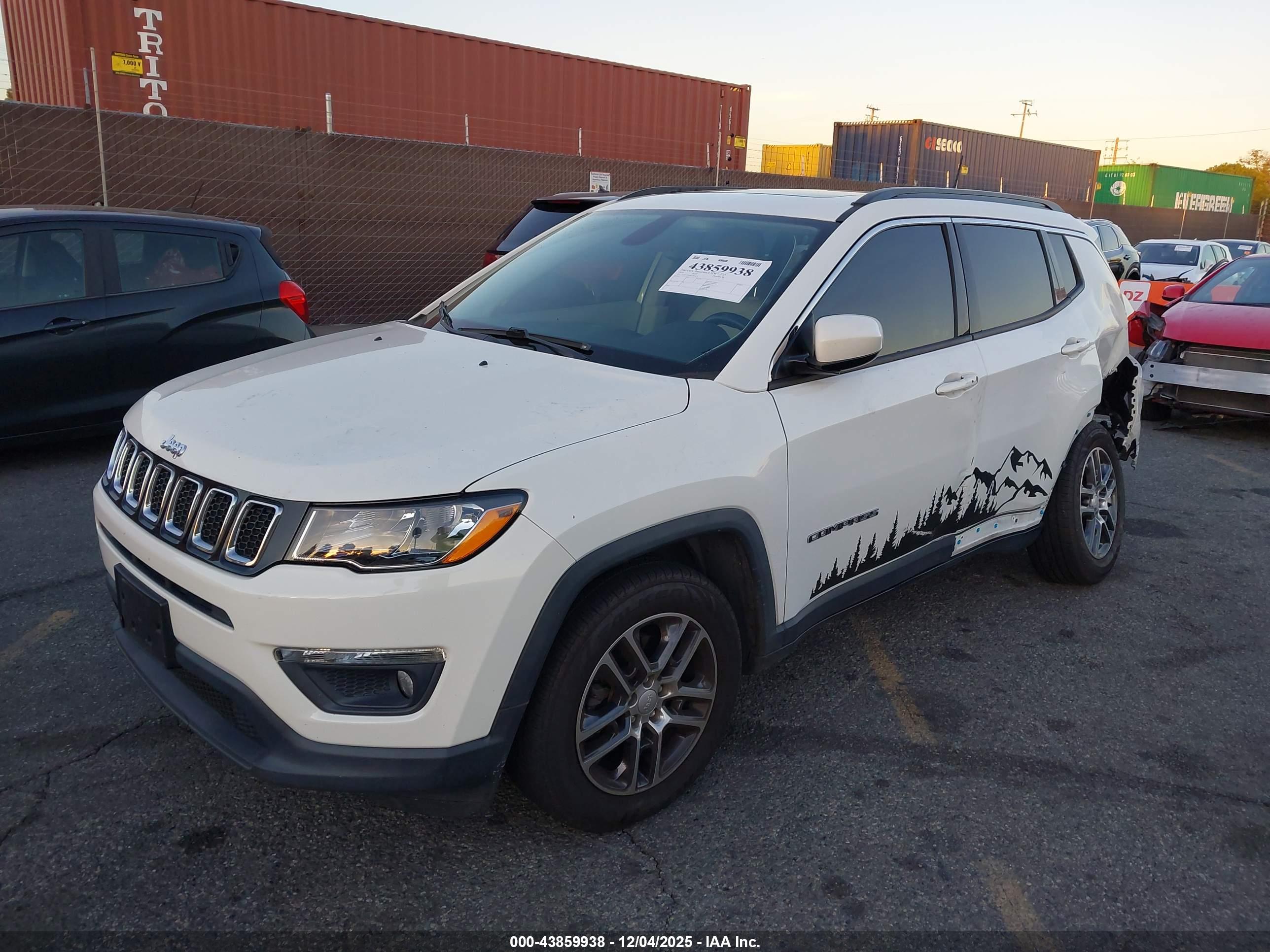 JEEP COMPASS image 2