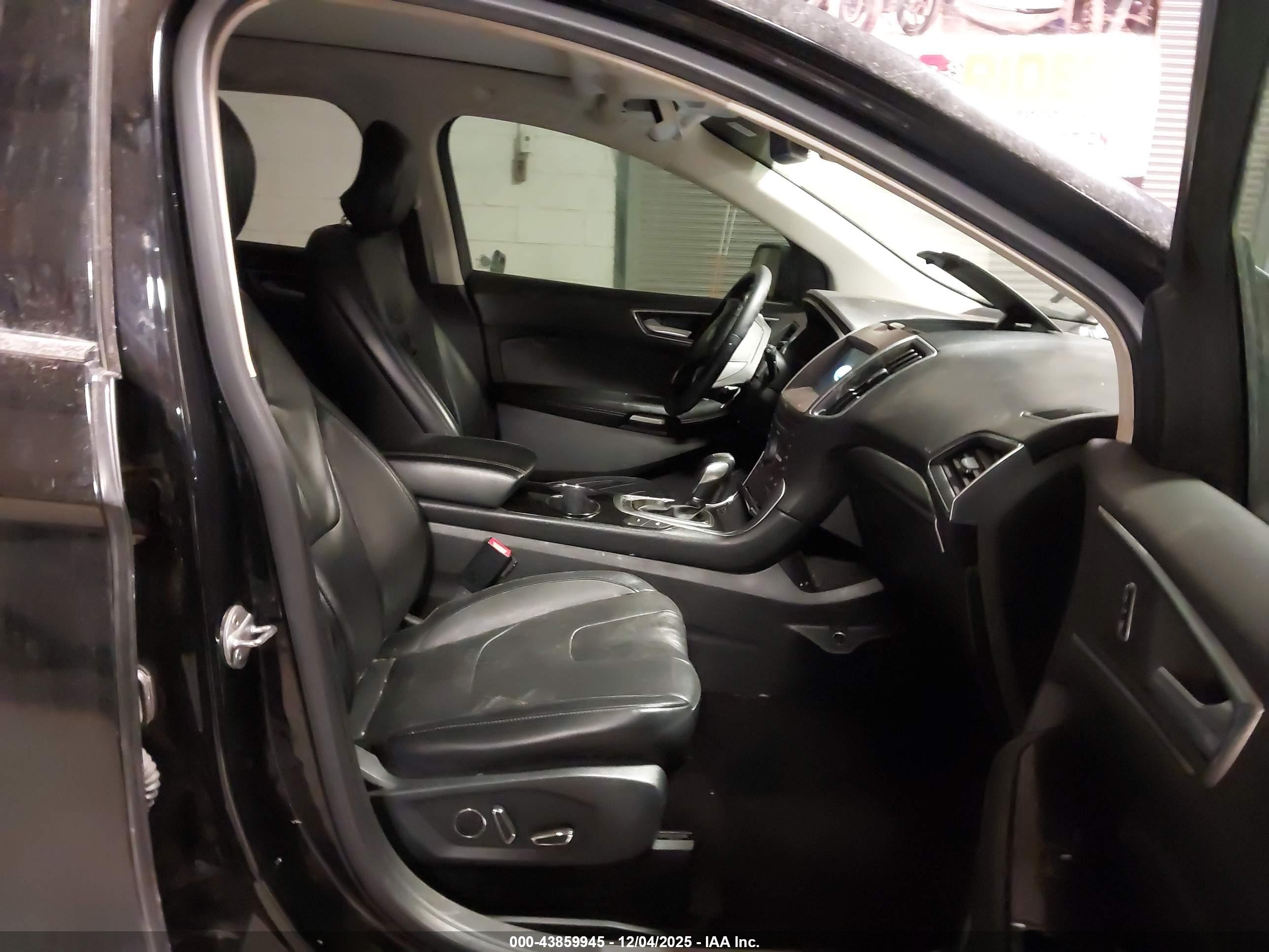 FORD EDGE image 5
