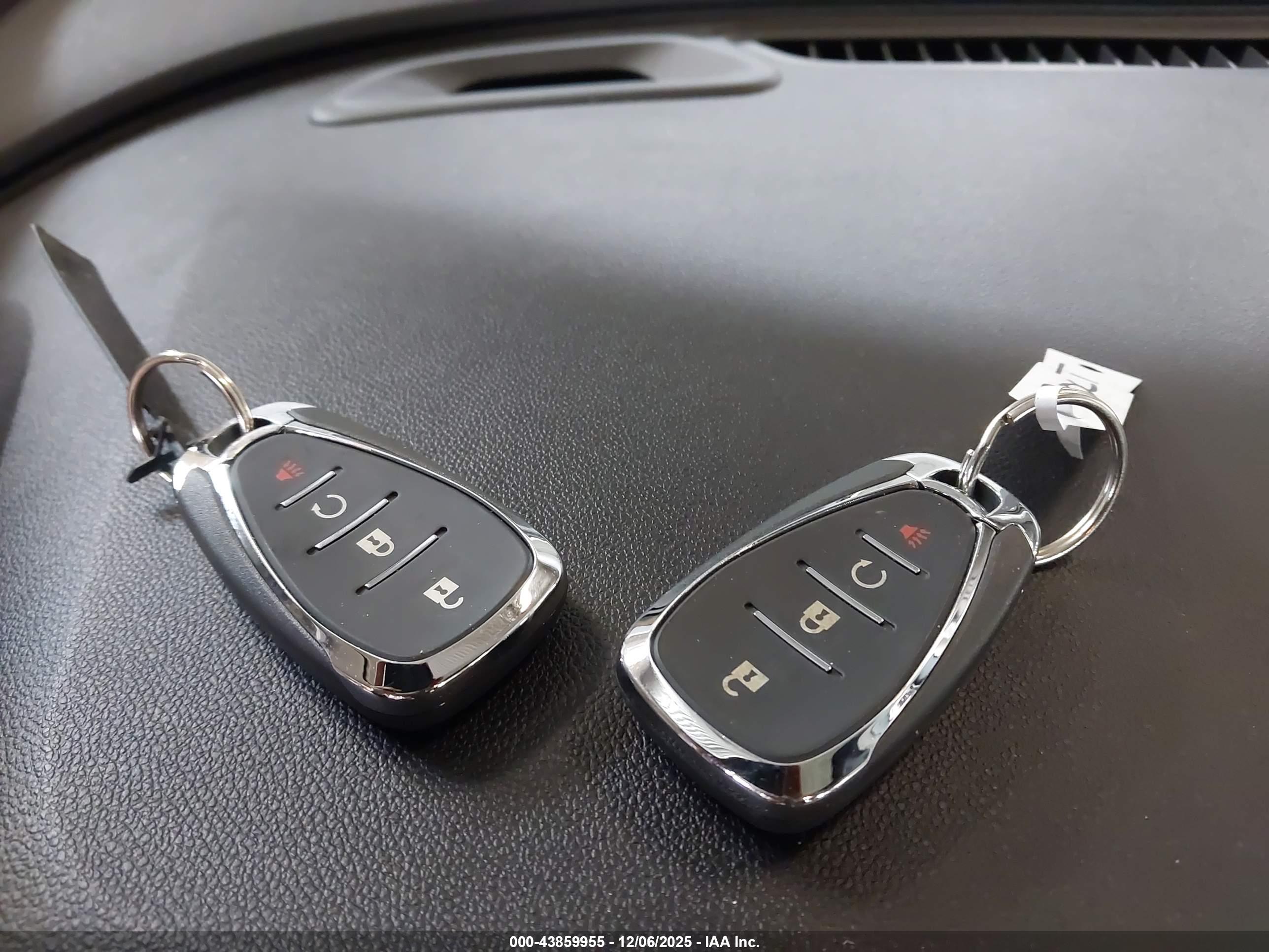CHEVROLET BOLT image 11